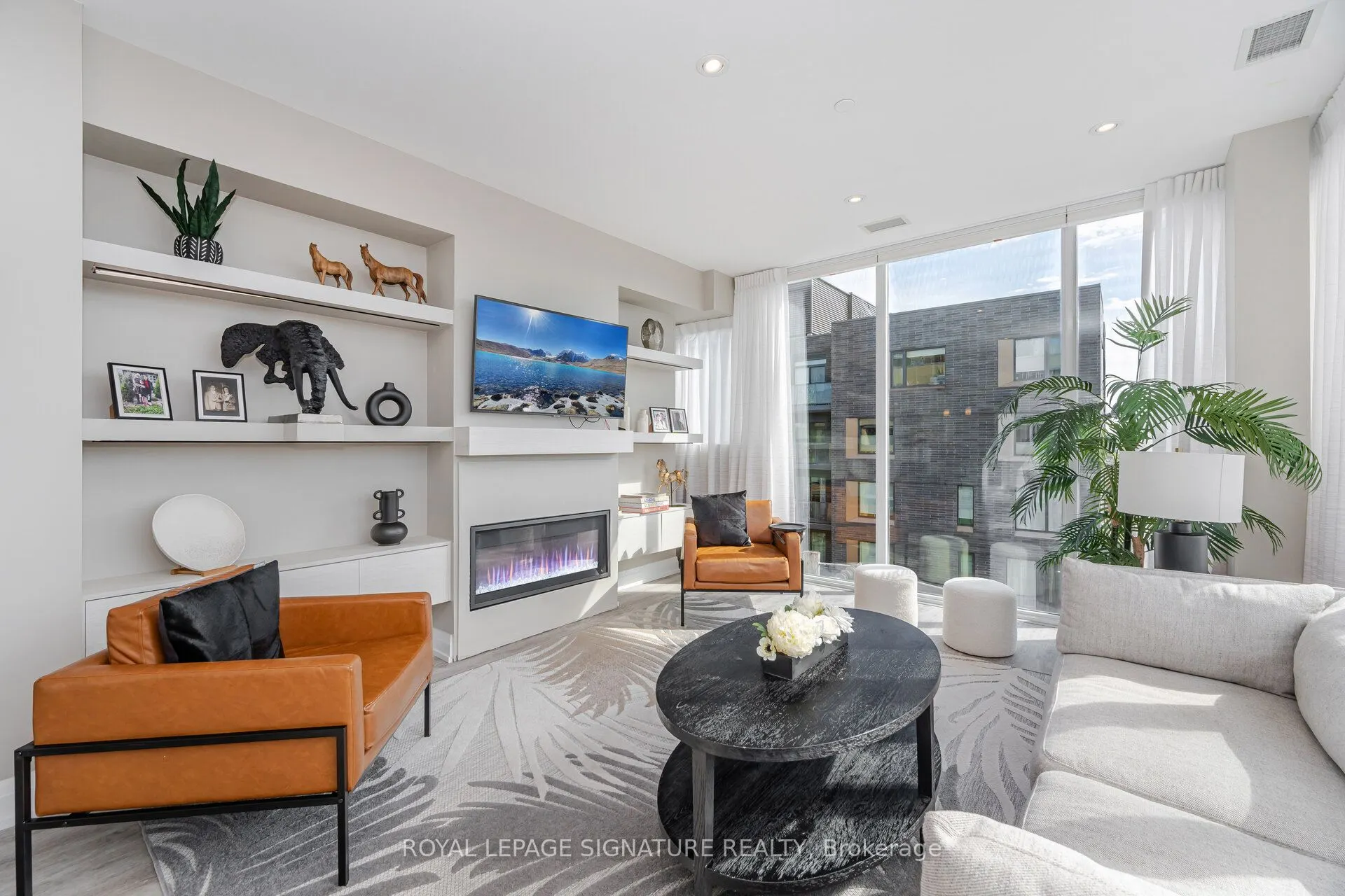 200 Woodbine Avenue, #502