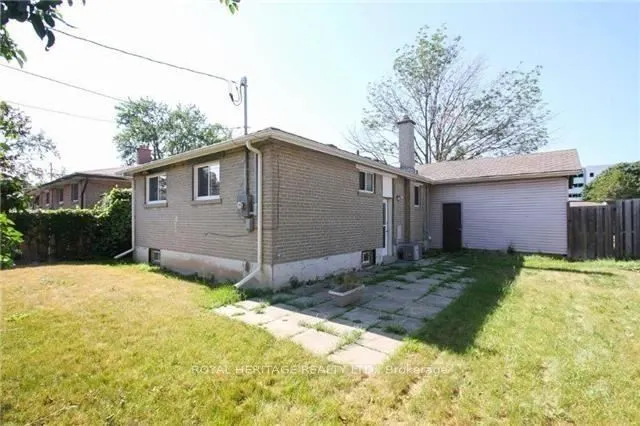 1355 Poprad Avenue, #Lower