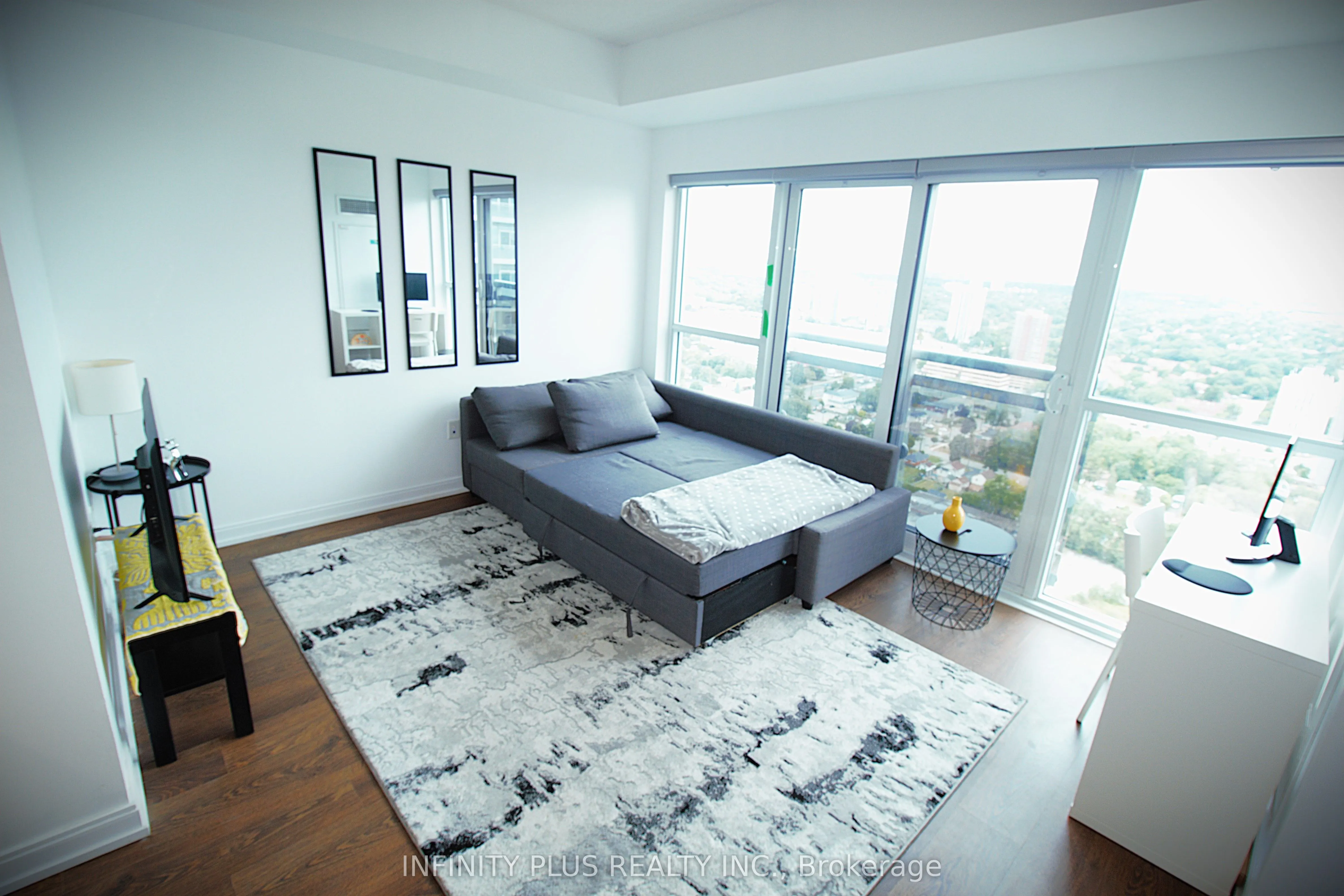 275 Village Green Square, #3419