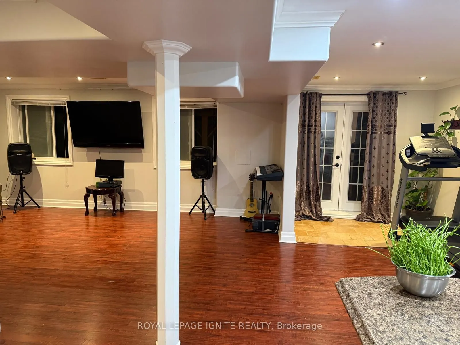 1584 Quail Run Drive, #Bsmnt
