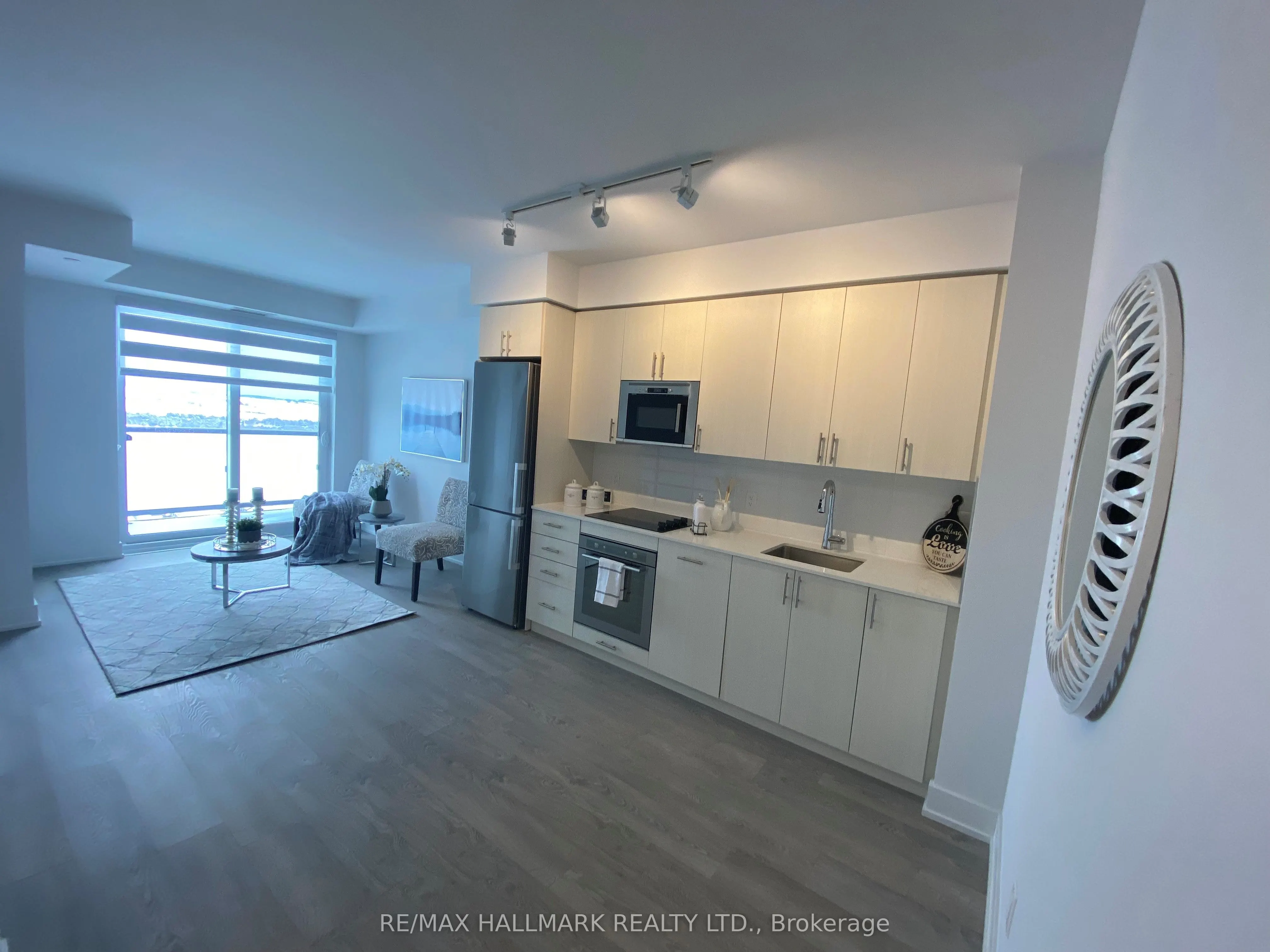 2550 Simcoe Street N, #2310