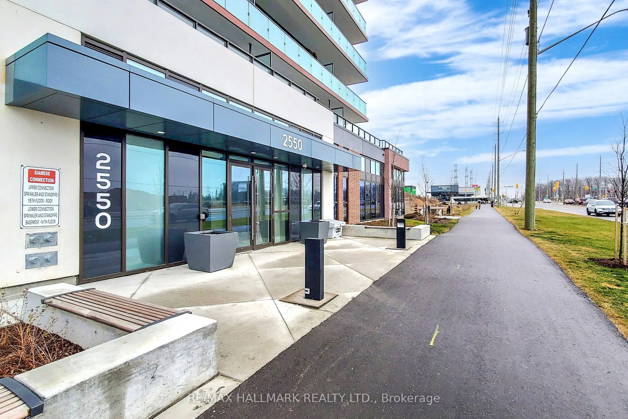2550 Simcoe Street N, #2310