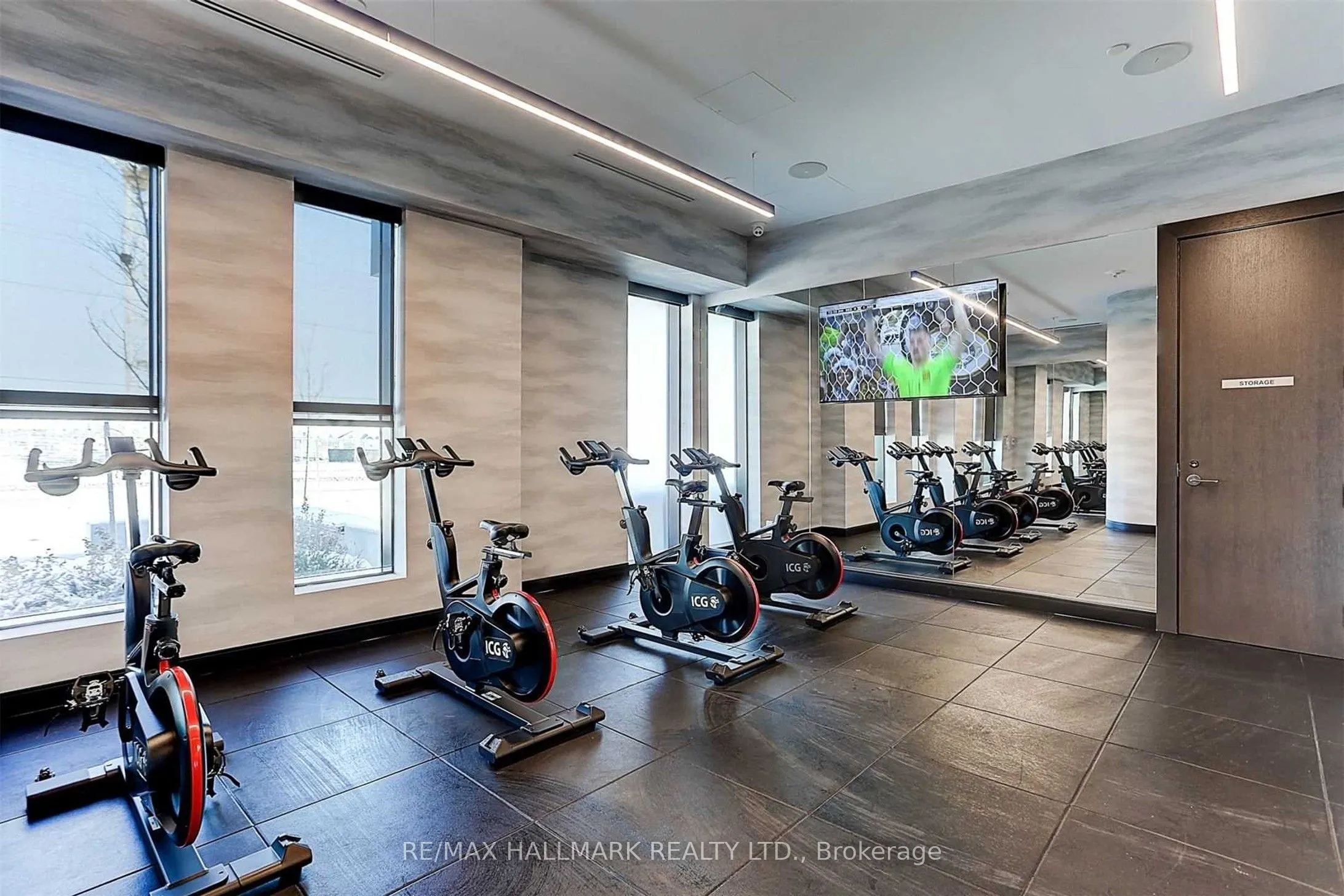 2550 Simcoe Street N, #2310