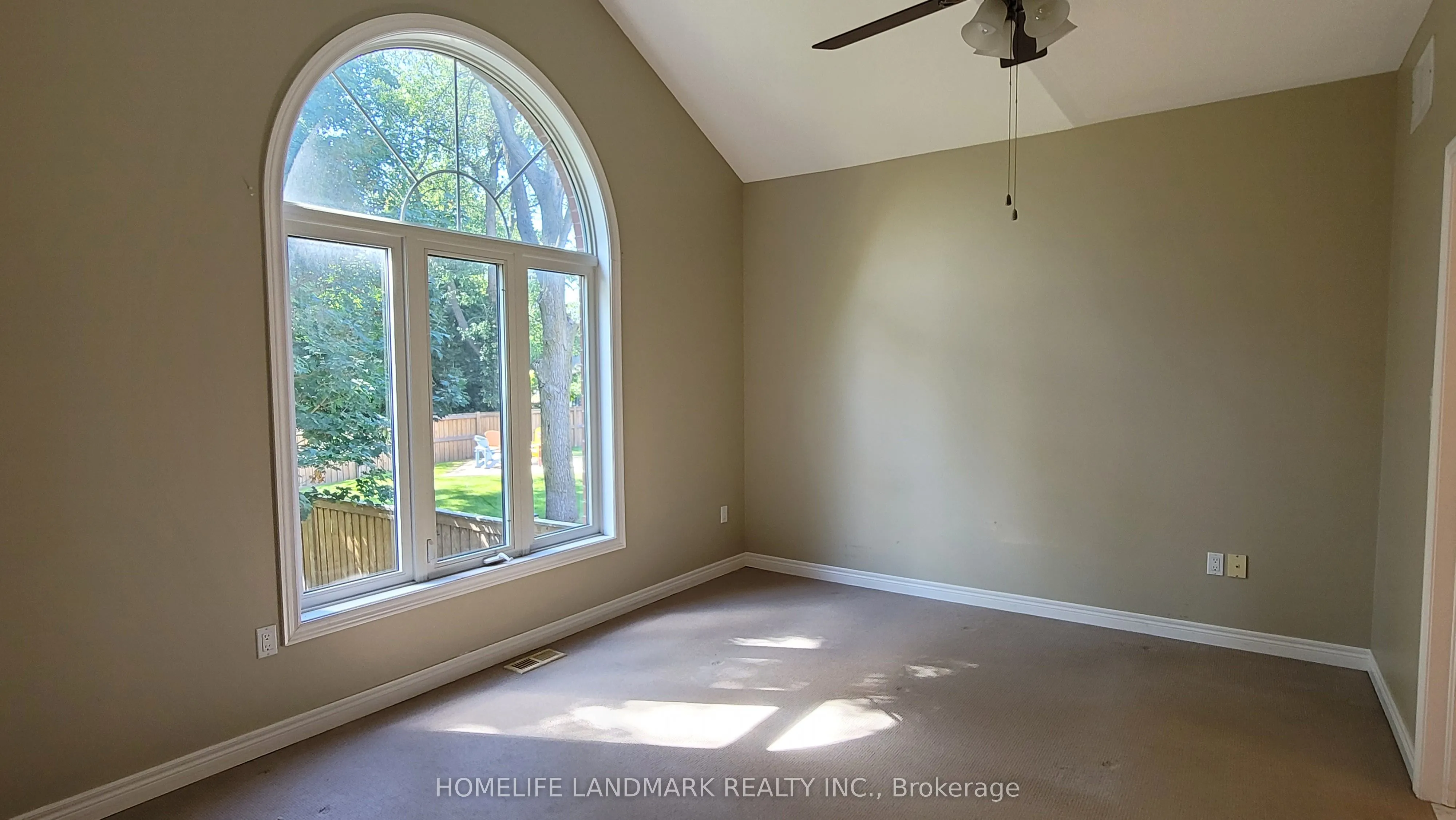 6 Osgoode Gate, #Main Fl