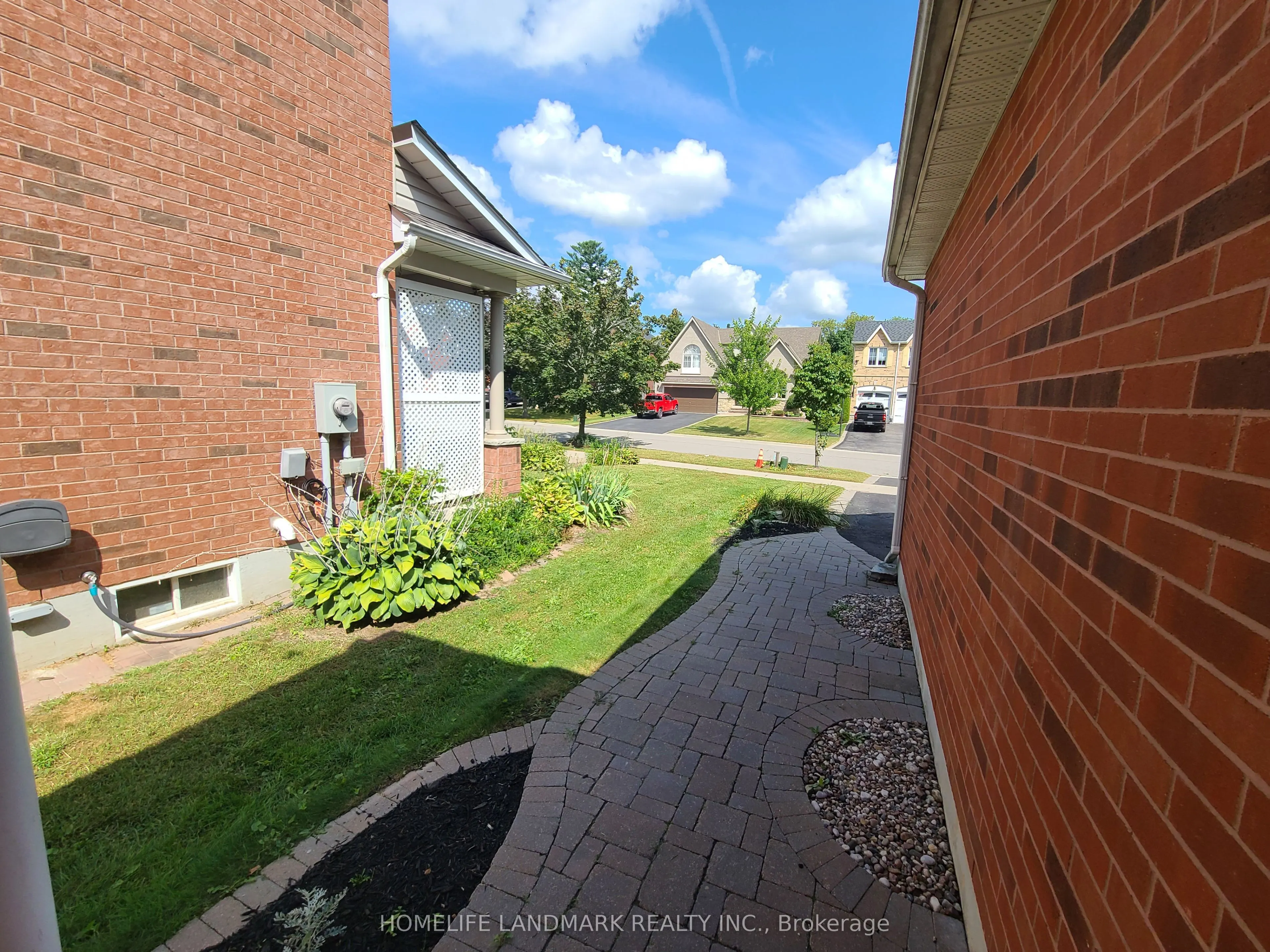 6 Osgoode Gate, #Main Fl