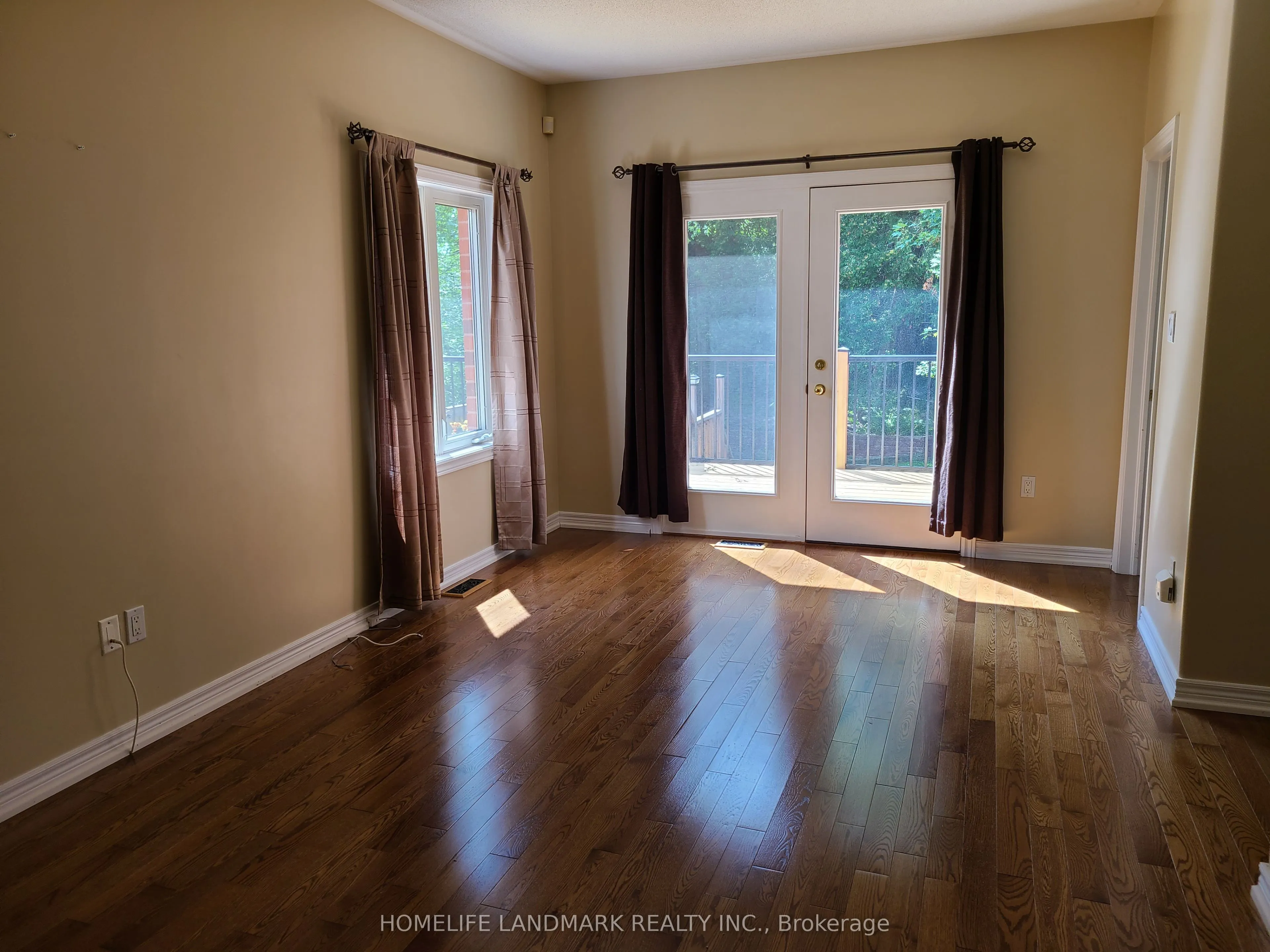 6 Osgoode Gate, #Main Fl