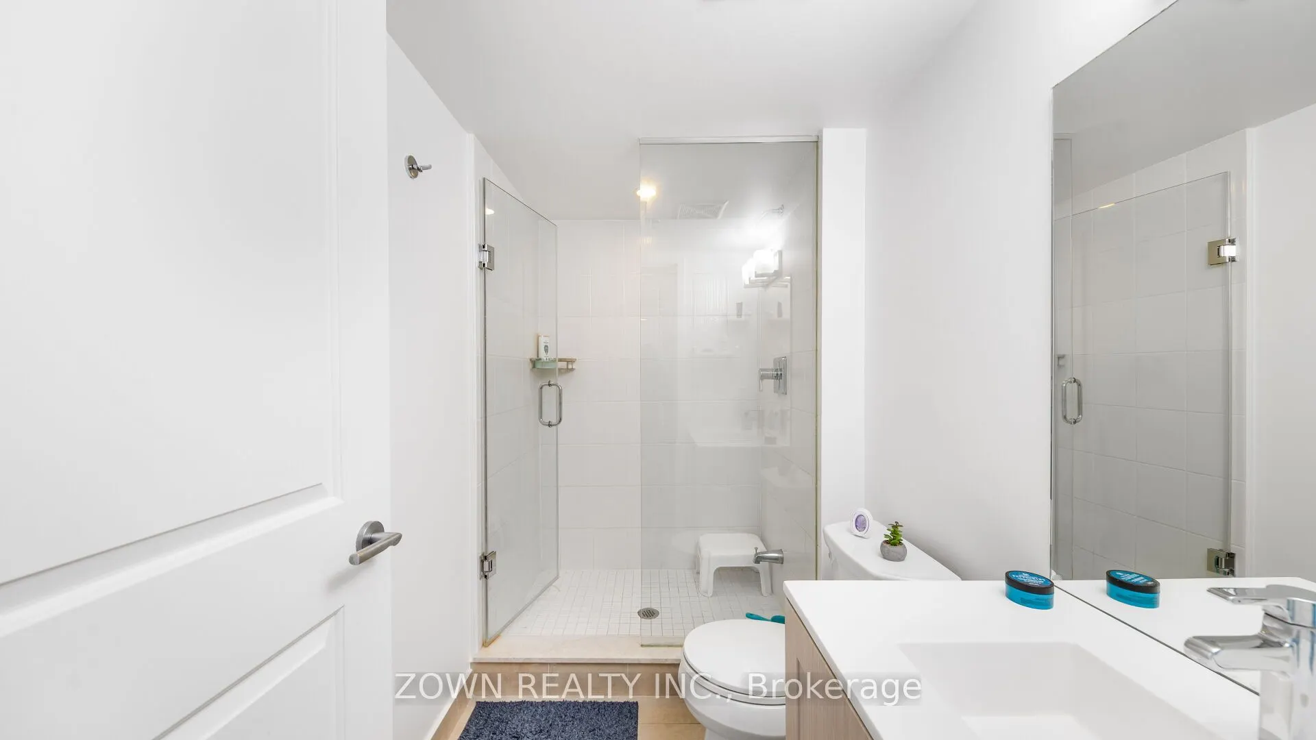 185 Bonis Avenue, #404