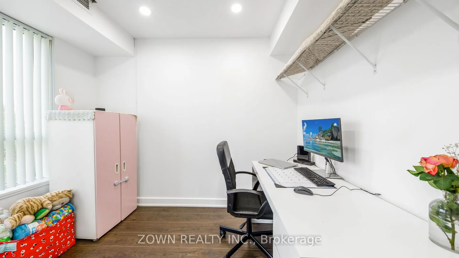 185 Bonis Avenue, #404