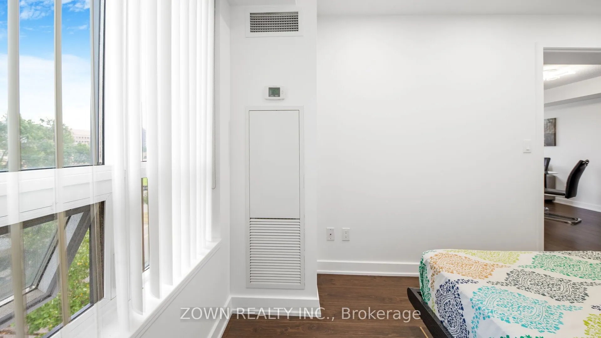 185 Bonis Avenue, #404