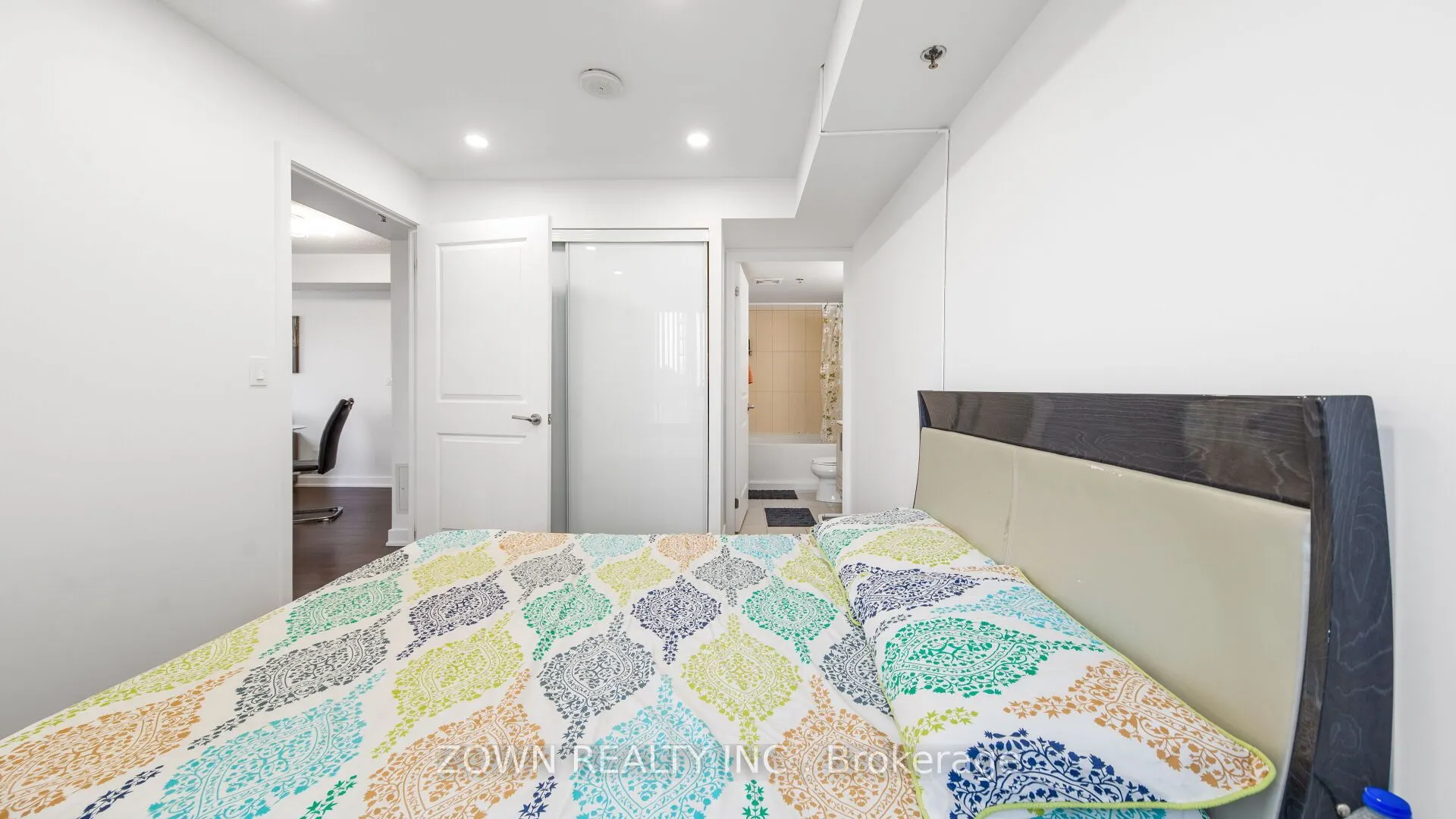 185 Bonis Avenue, #404