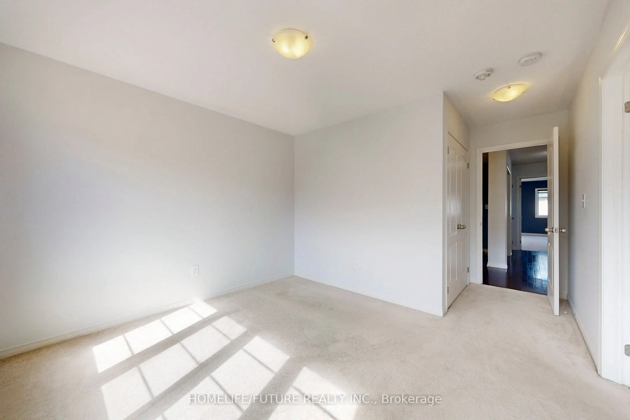 2385 Dress Circle Crescent, #Main & 2nd