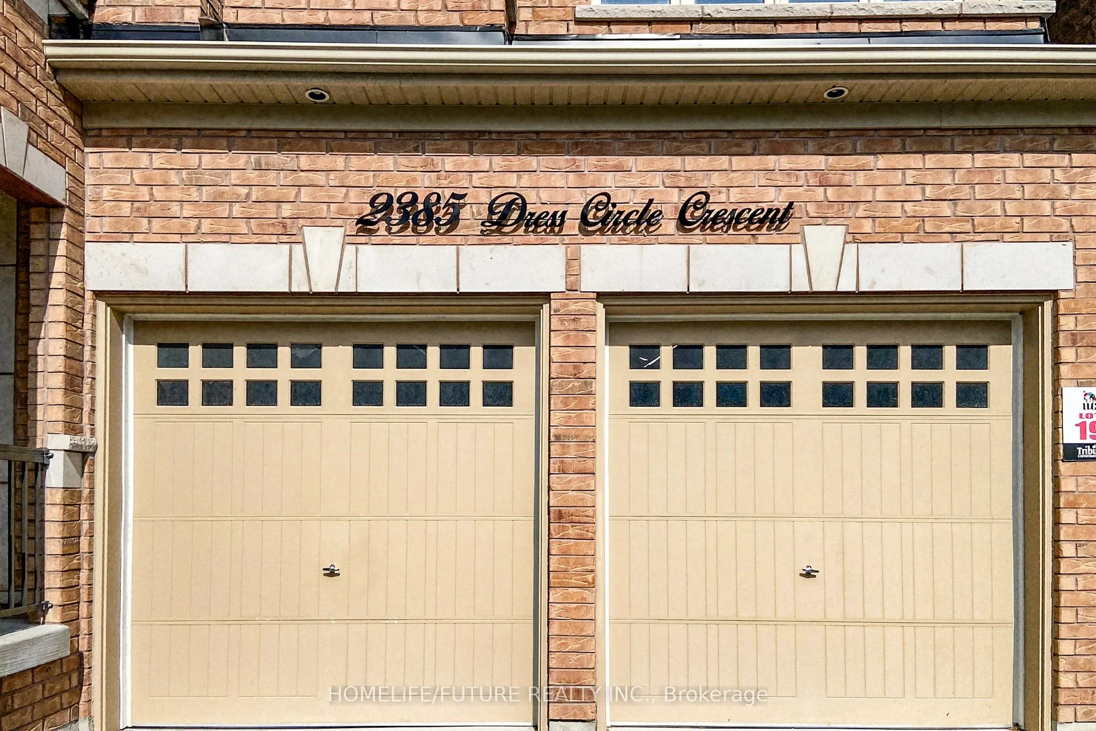 2385 Dress Circle Crescent, #Main & 2nd