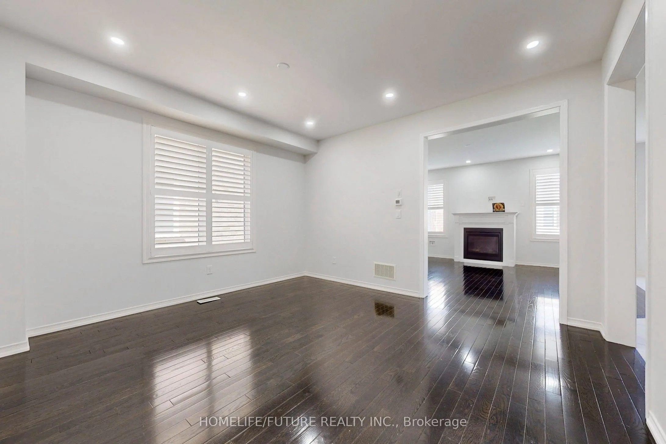 2385 Dress Circle Crescent, #Main & 2nd