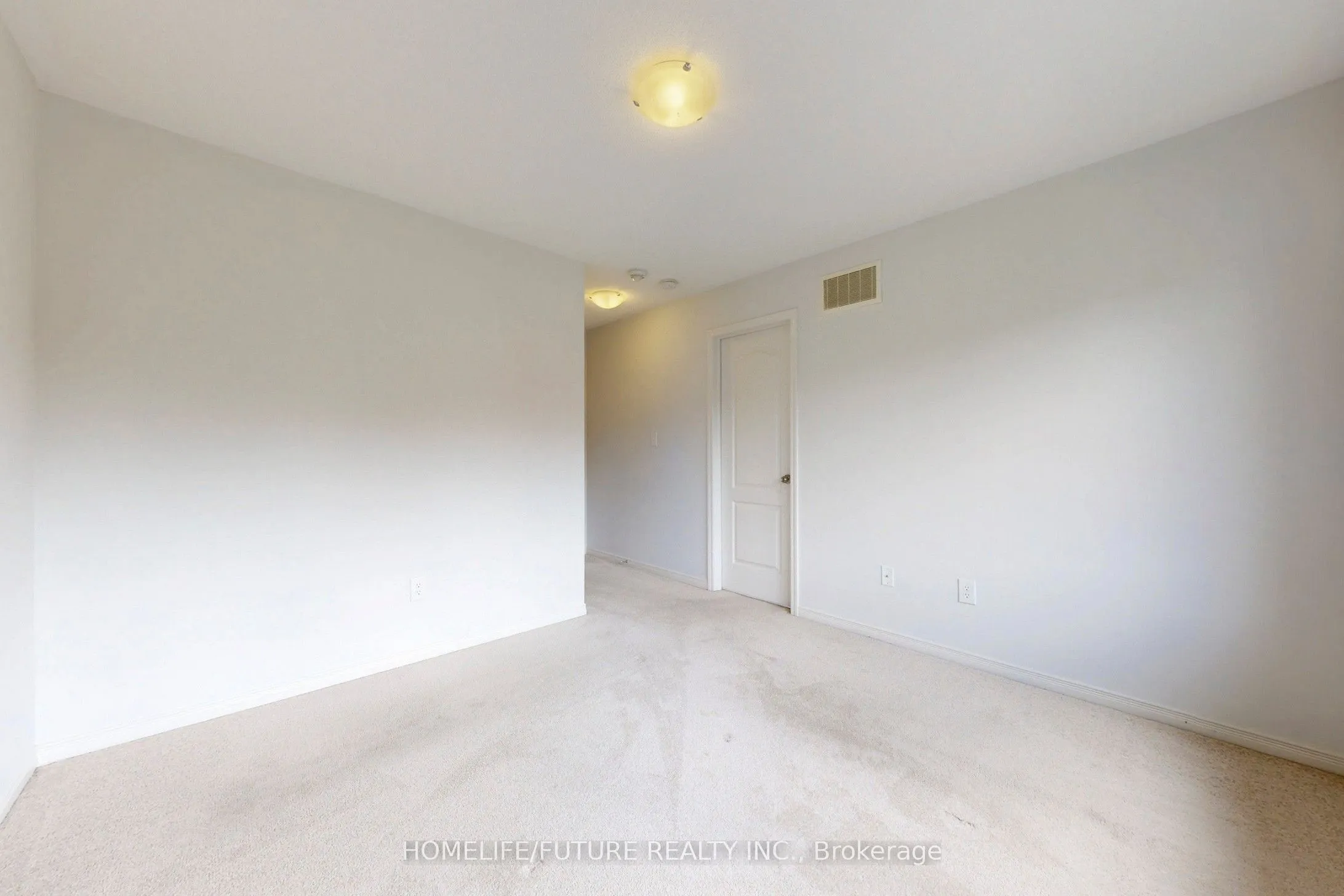 2385 Dress Circle Crescent, #Main & 2nd