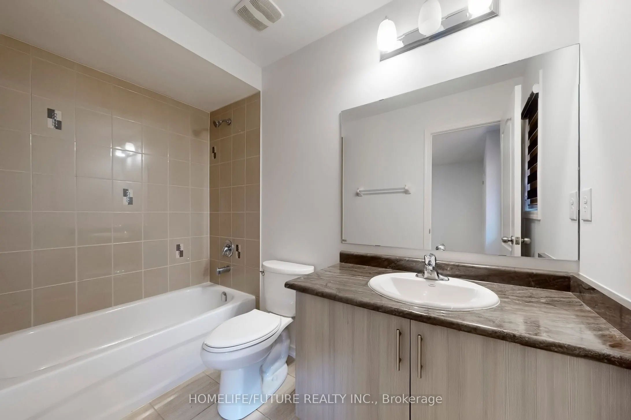 2385 Dress Circle Crescent, #Main & 2nd