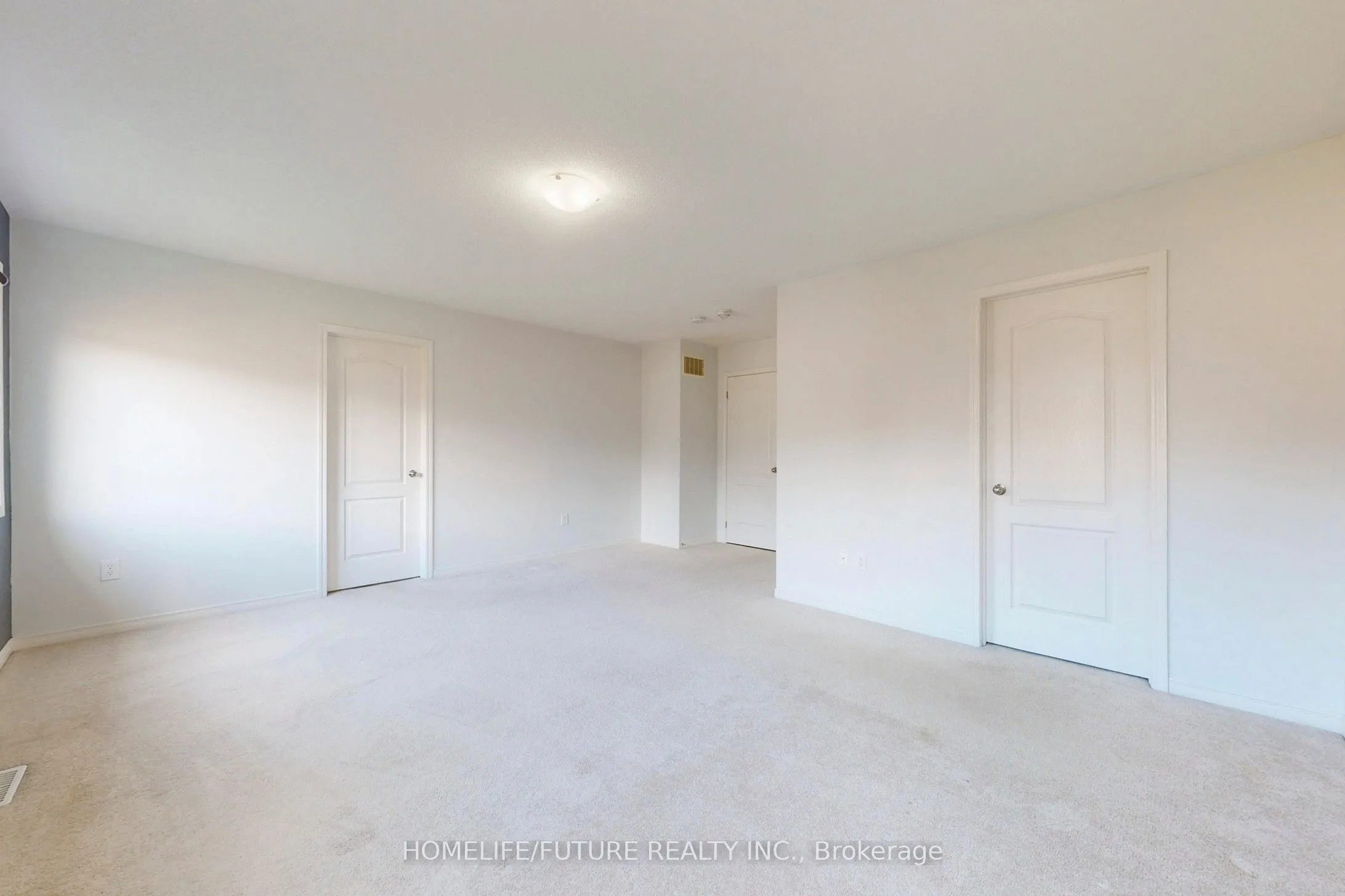 2385 Dress Circle Crescent, #Main & 2nd