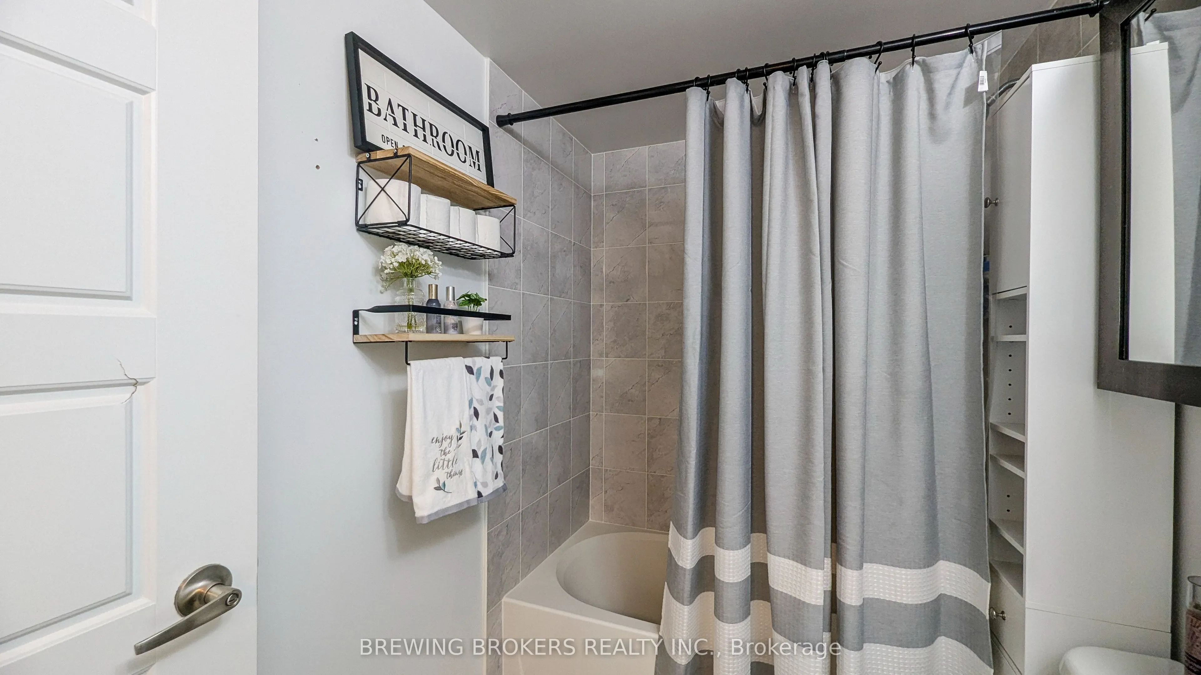 1255 Bayly Street, #2101