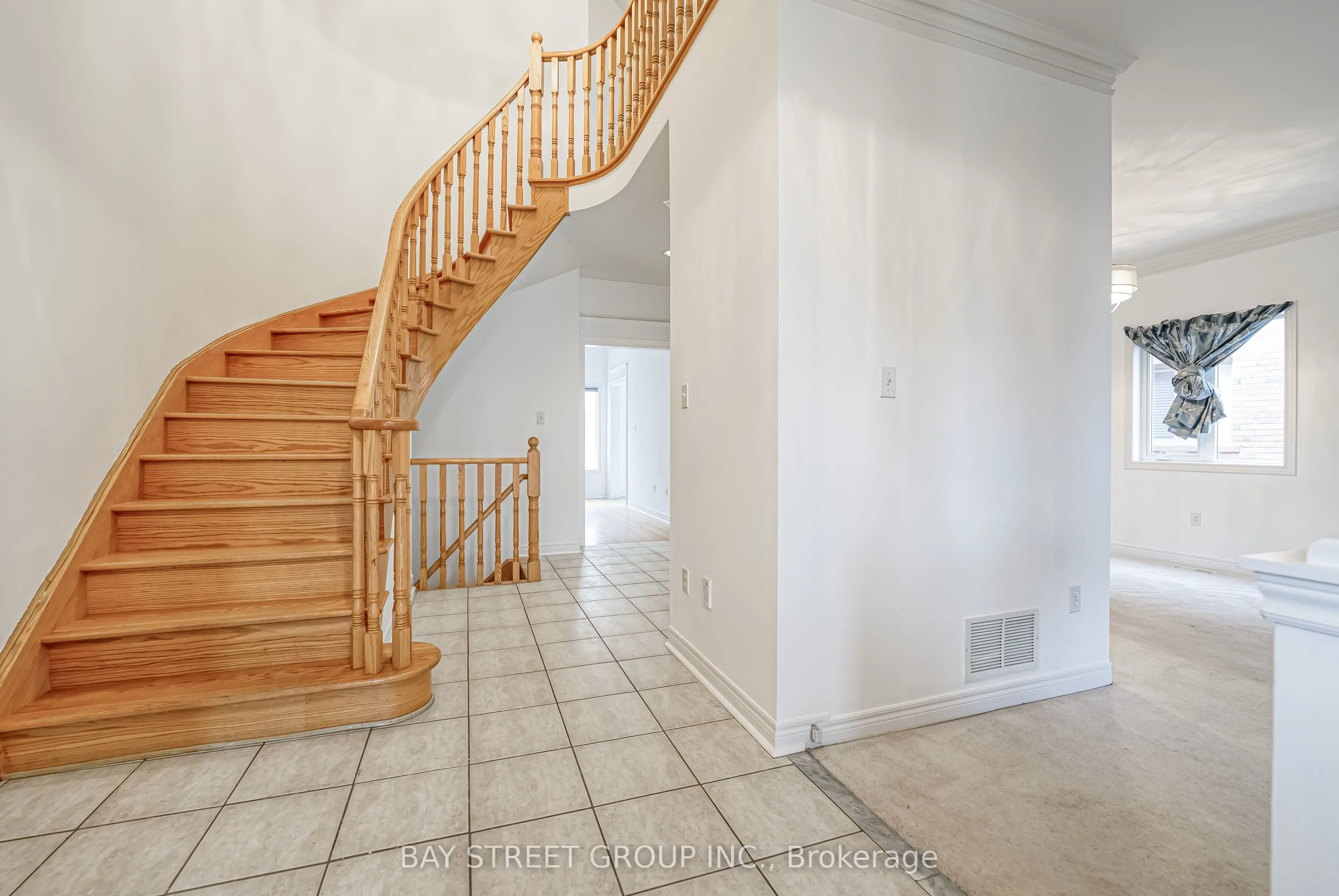 4 Pitfield Avenue