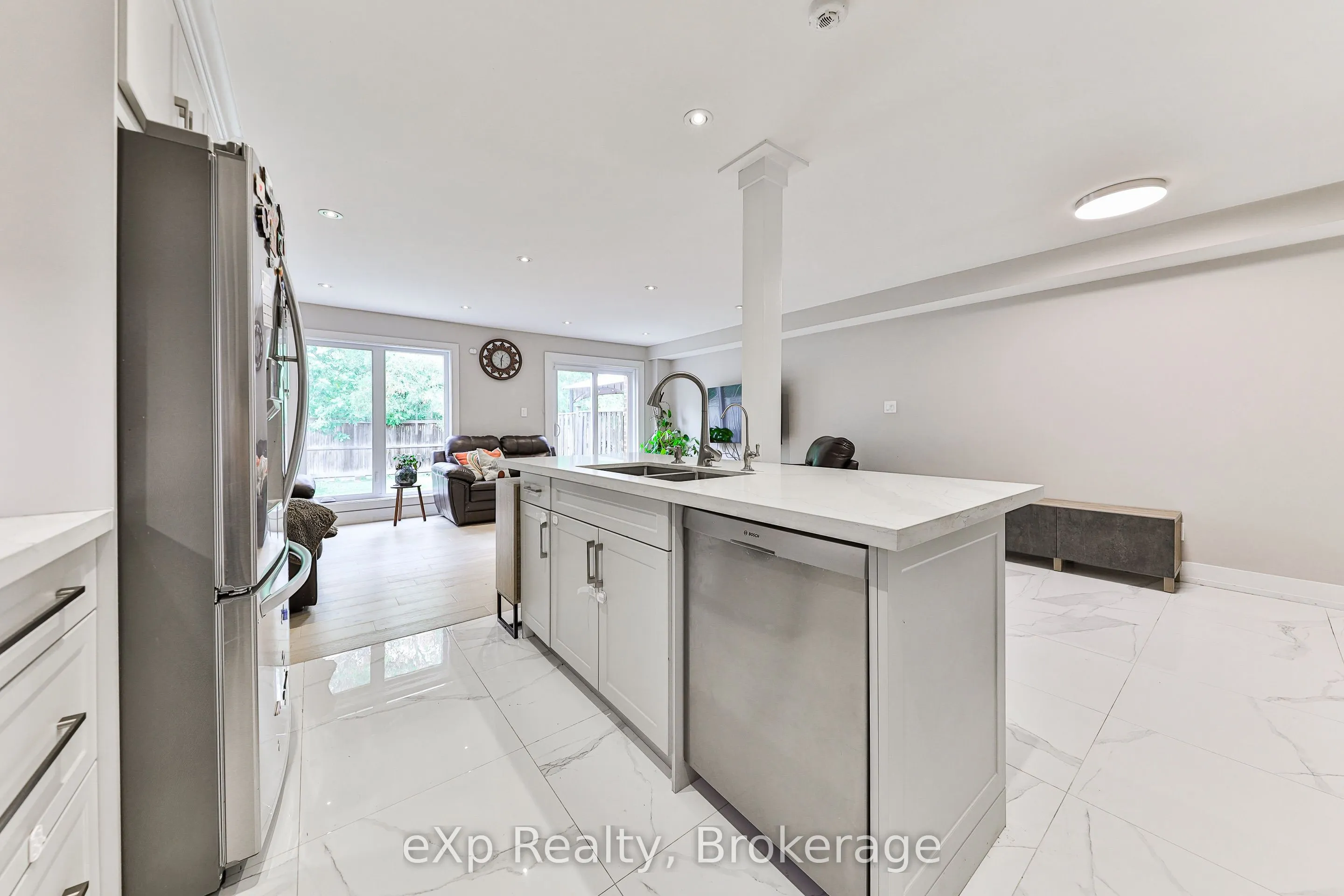 765 Sunbird Drive