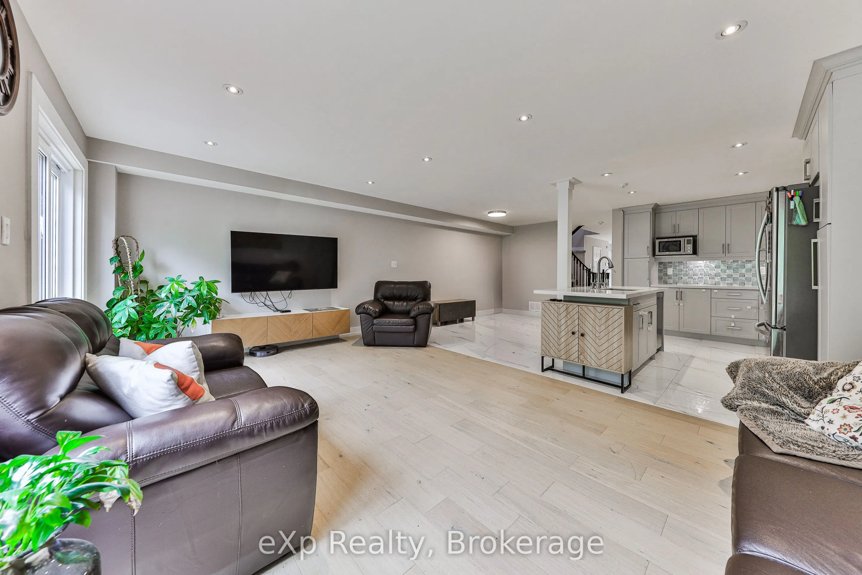 765 Sunbird Drive