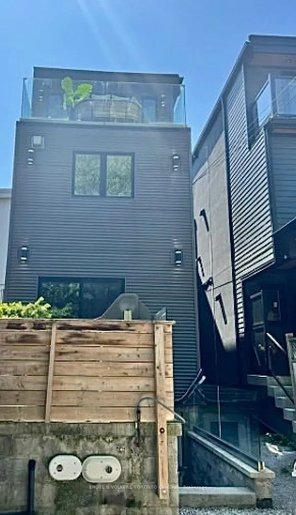 111 Boston Avenue, #Lower