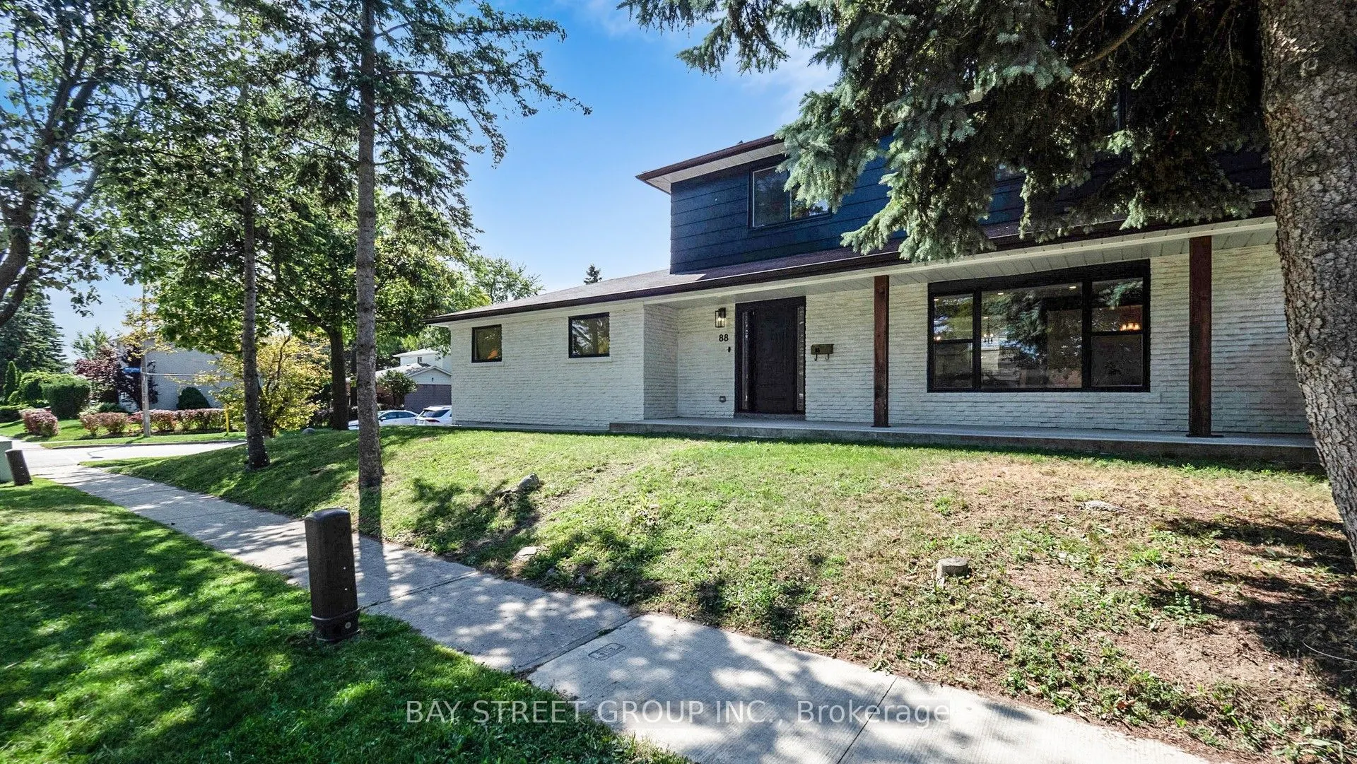 88 Charlottetown Boulevard