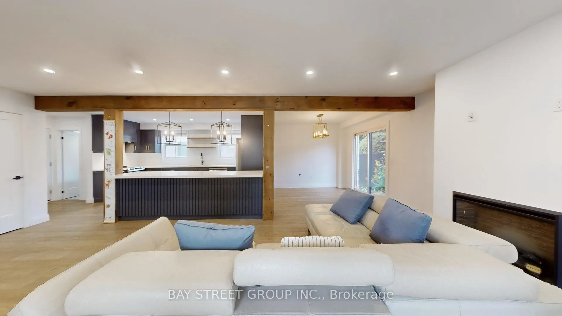 88 Charlottetown Boulevard