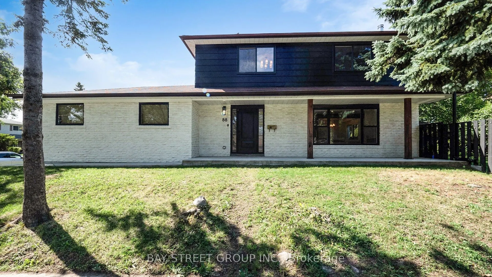 88 Charlottetown Boulevard