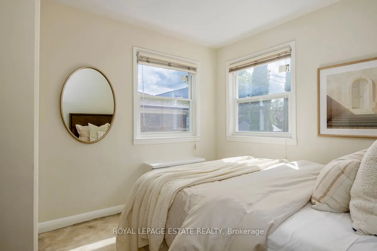 92 South Woodrow Boulevard