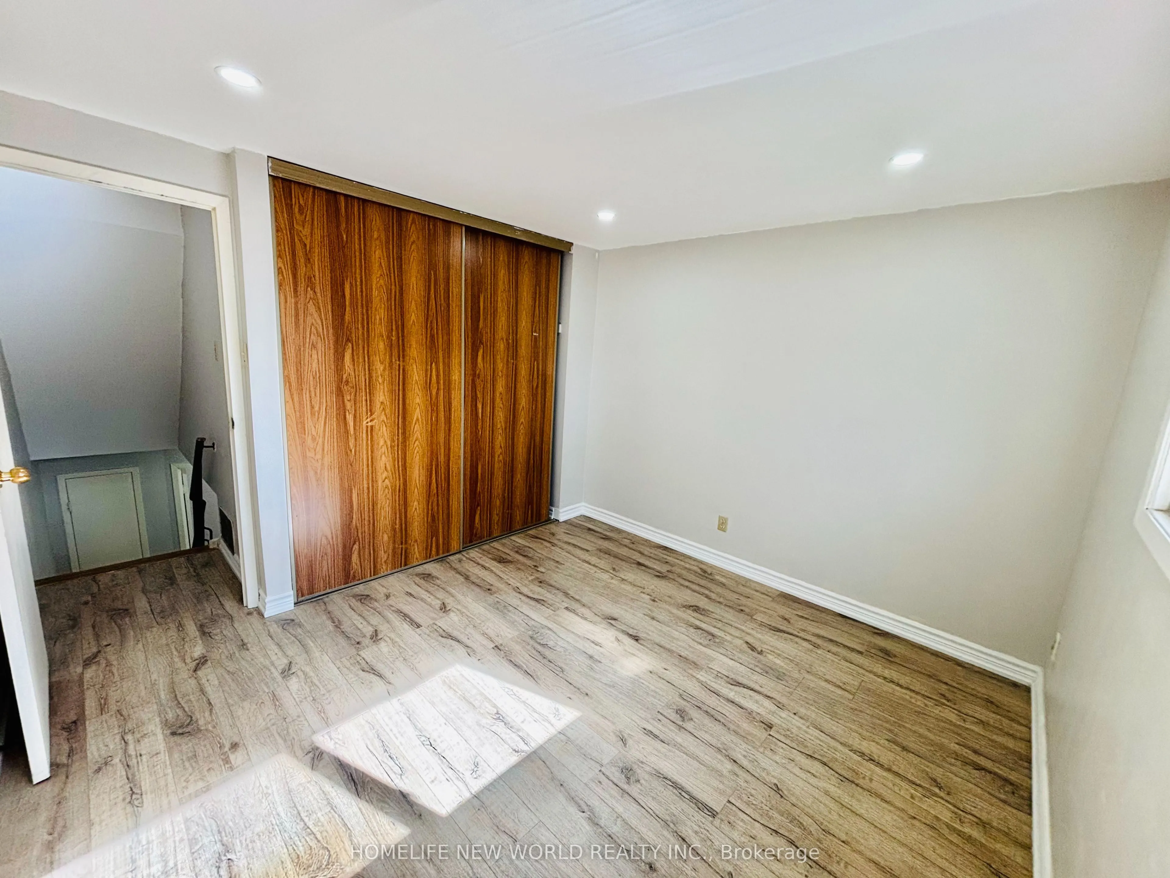 275 Broadview Avenue, #206