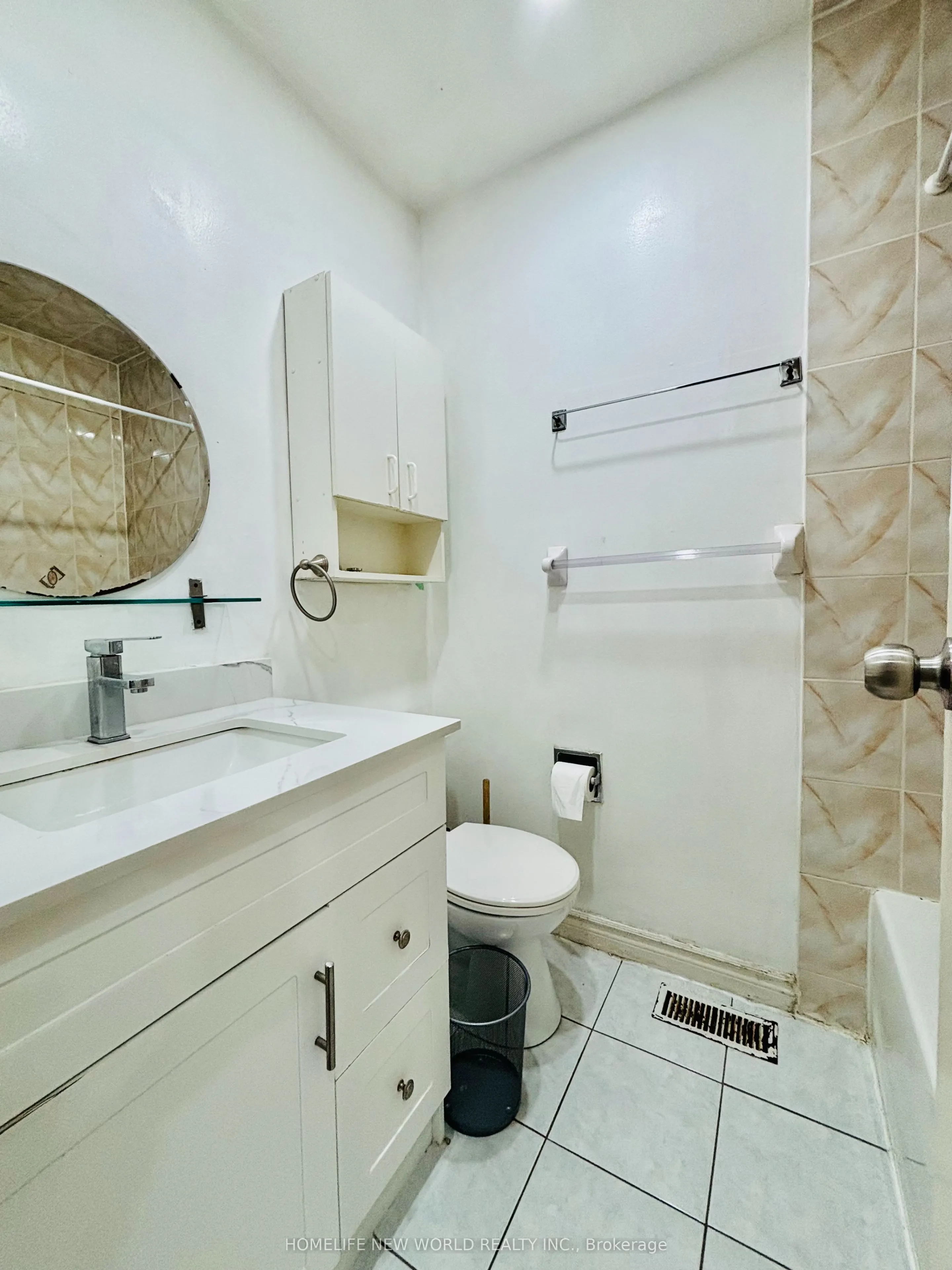 275 Broadview Avenue, #206