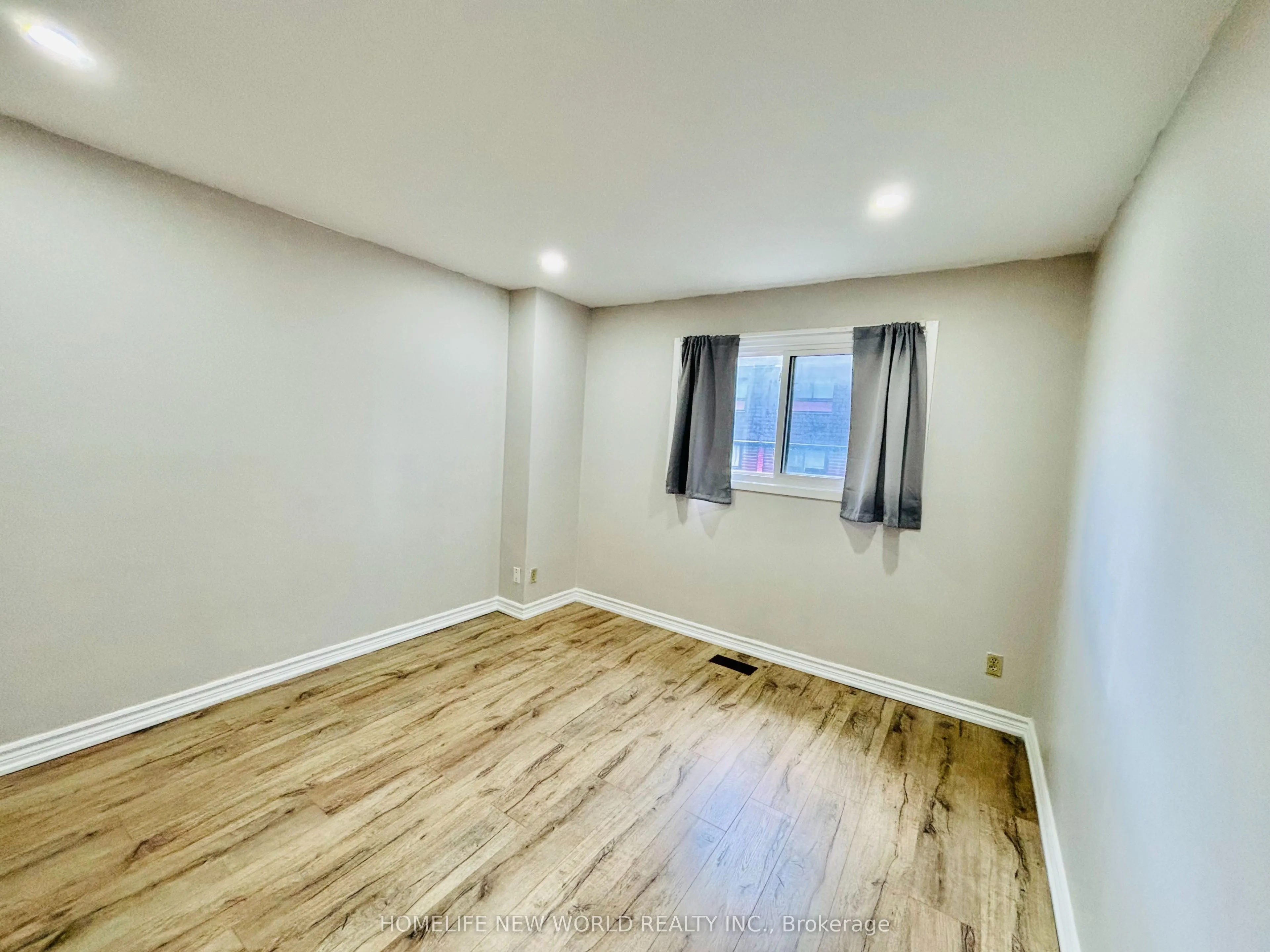 275 Broadview Avenue, #206
