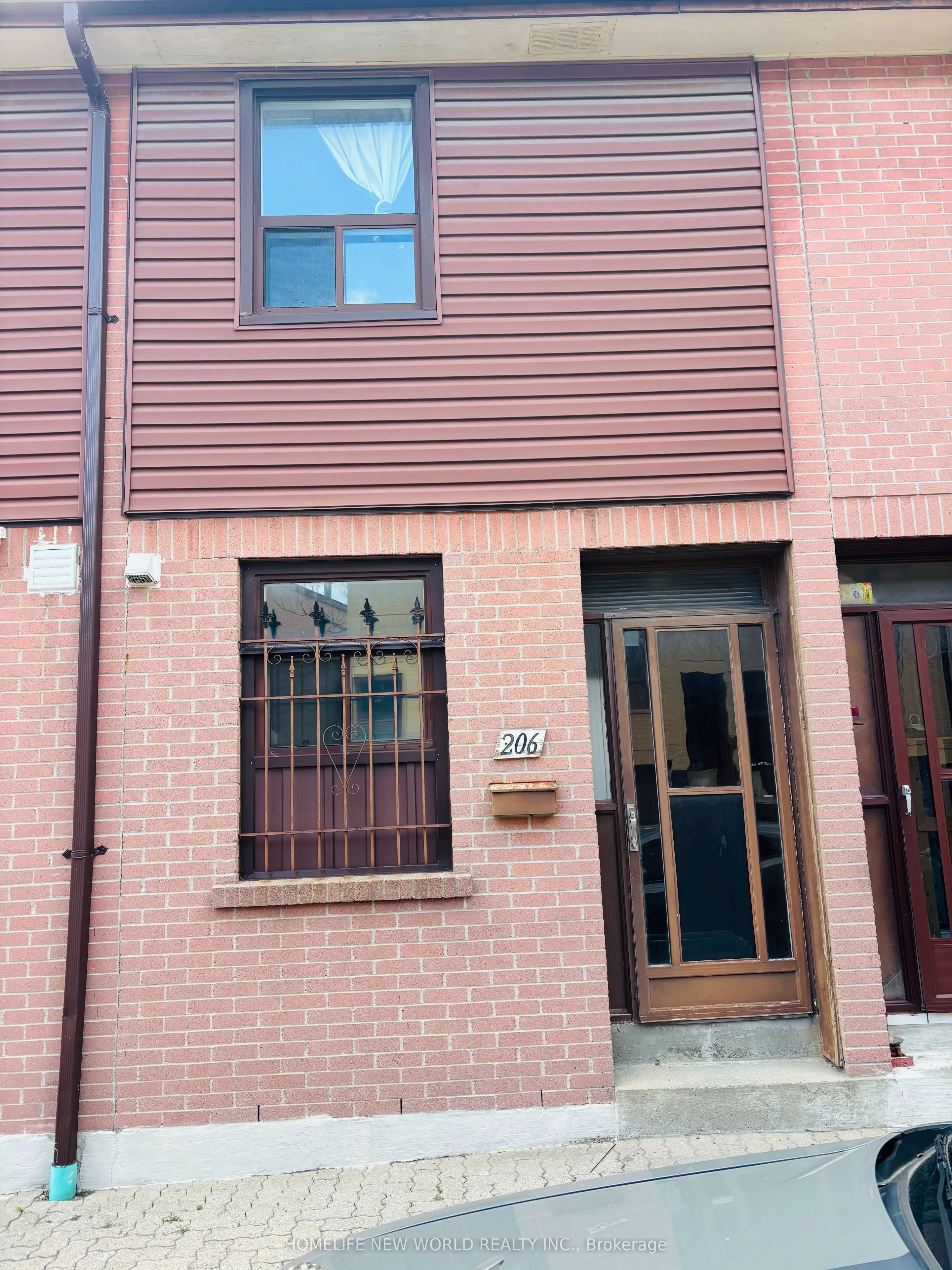 275 Broadview Avenue, #206