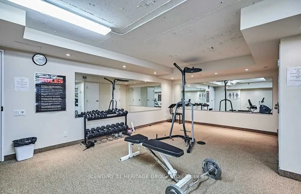 44 Bond Street W, #416