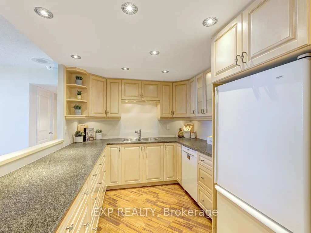 10 Dean Park Road, #510