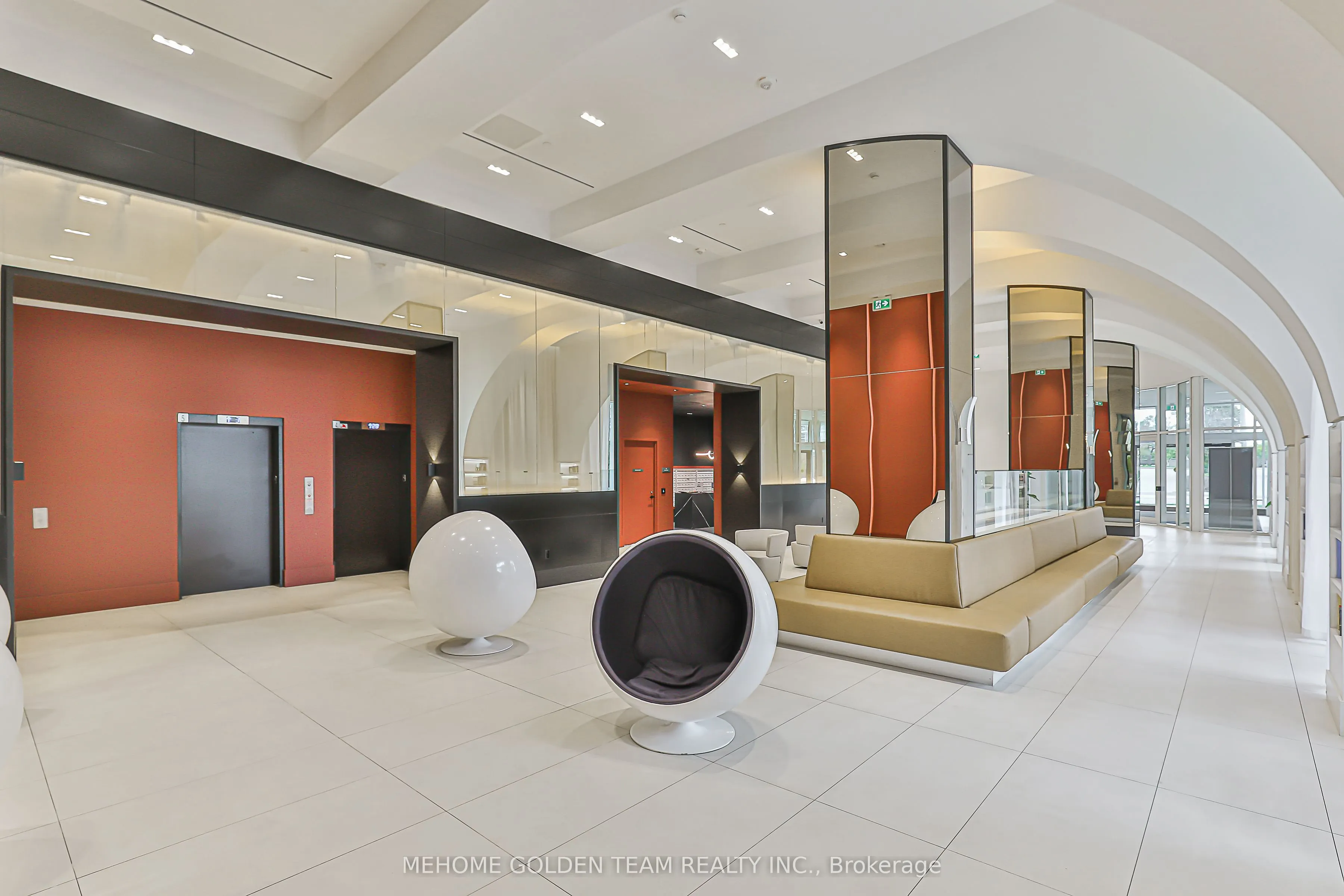 2033 Kennedy Road, #2808