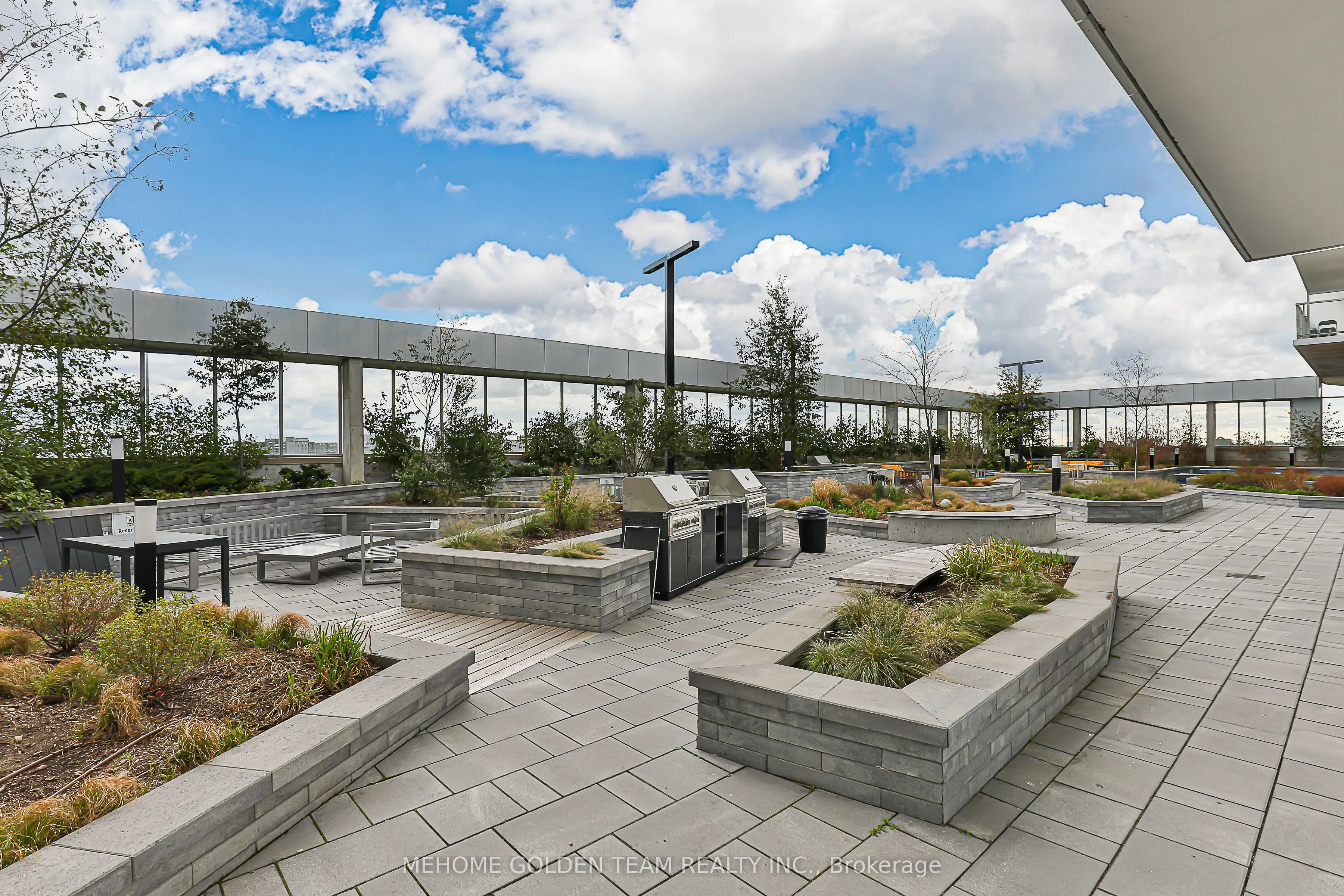 2033 Kennedy Road, #2808