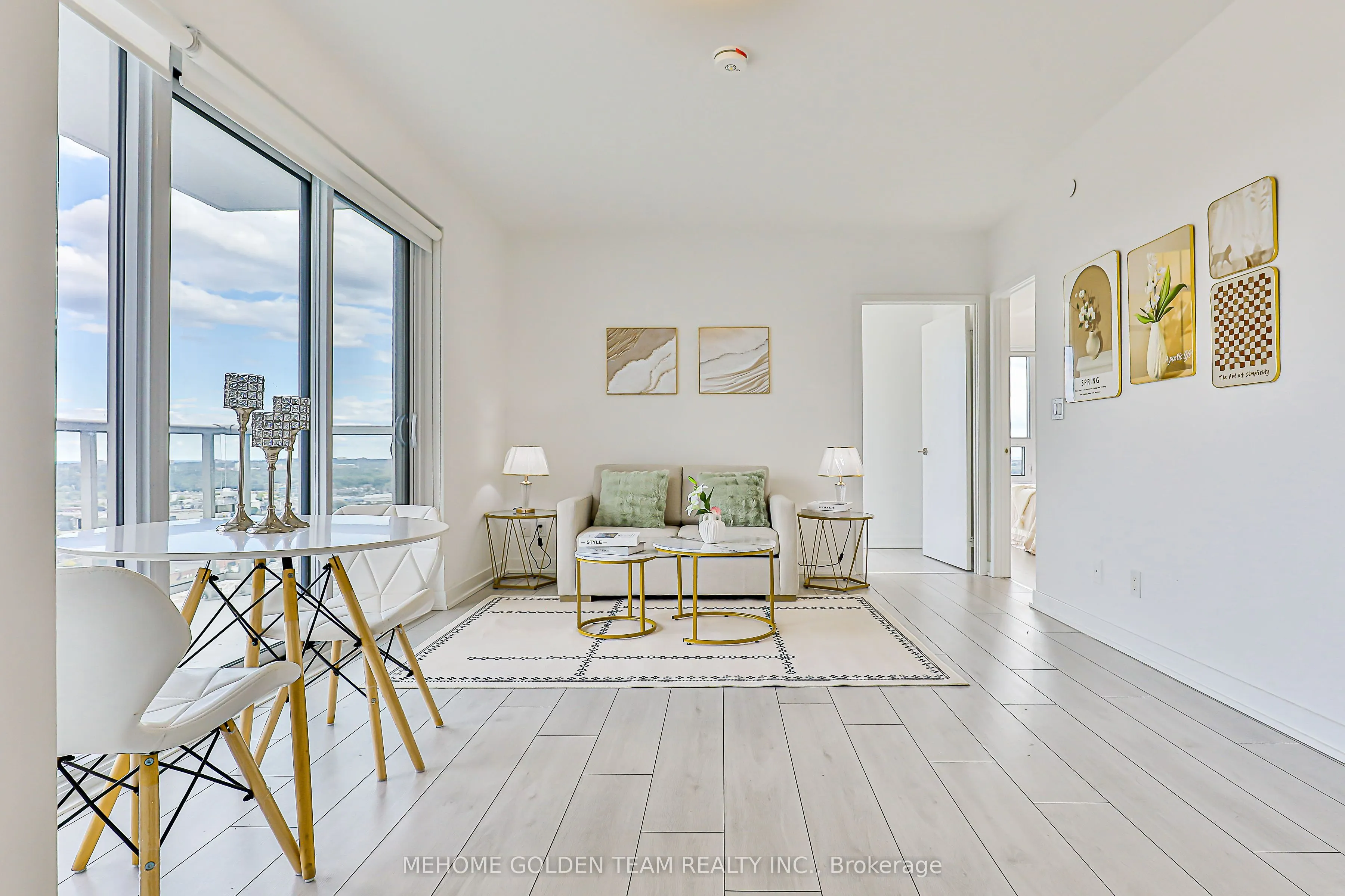 2033 Kennedy Road, #2808