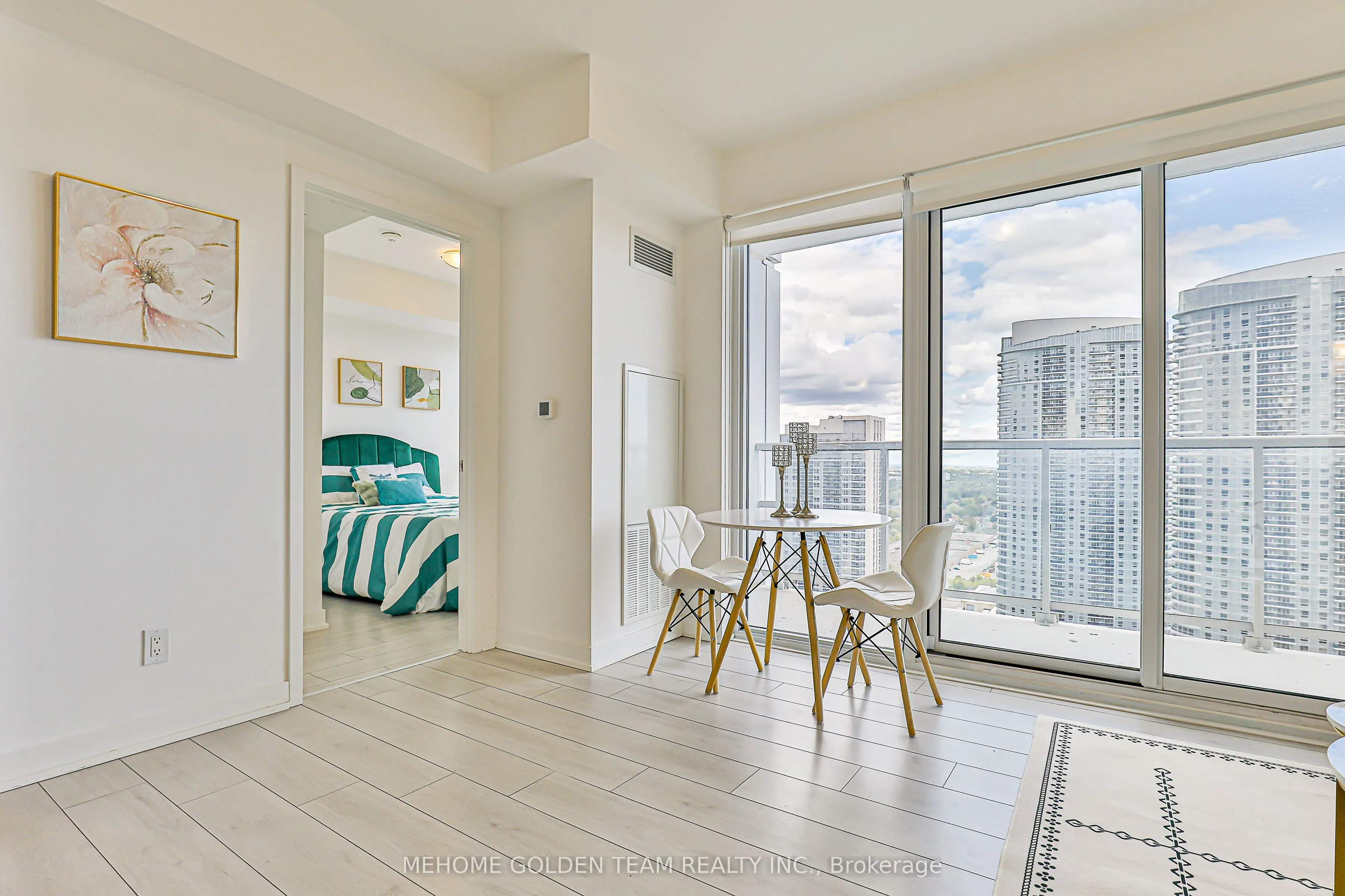 2033 Kennedy Road, #2808