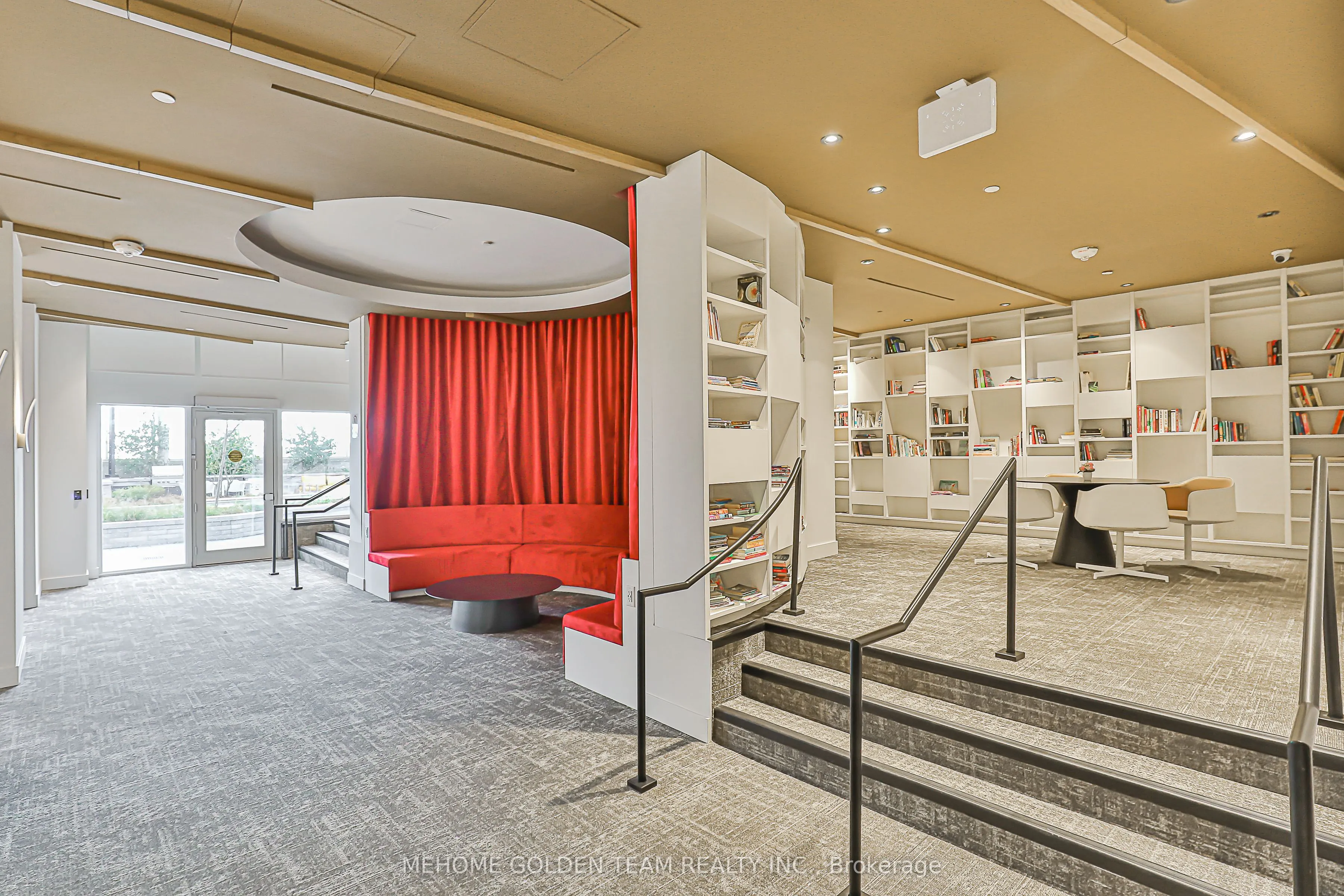 2033 Kennedy Road, #2808