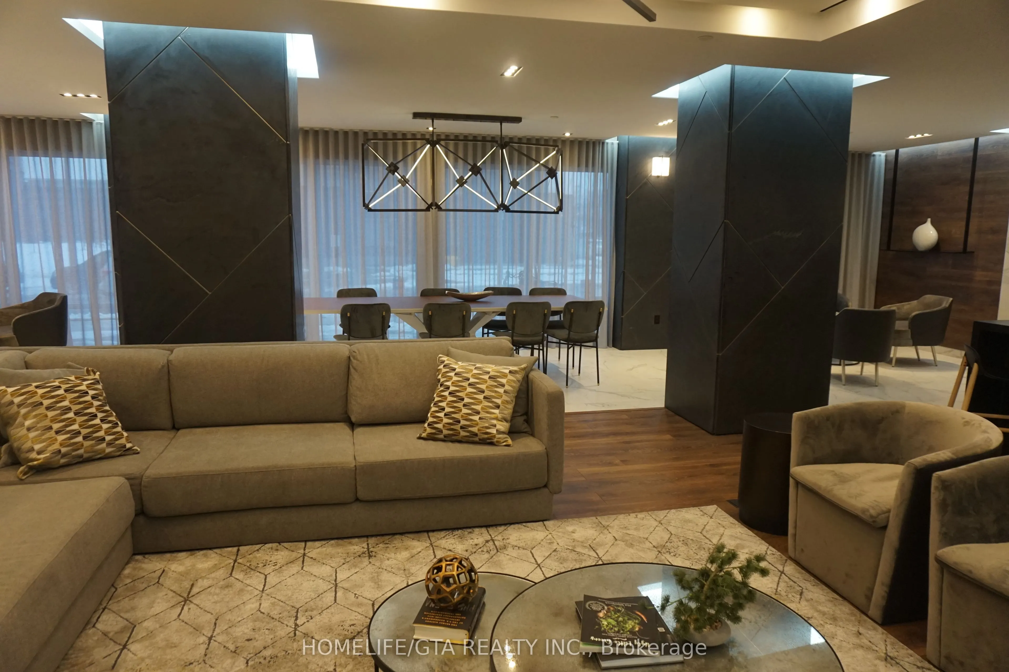 275 Village Green Square, #2720