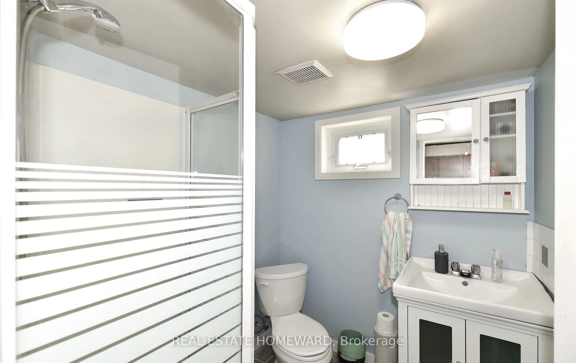 295 Chisholm Avenue