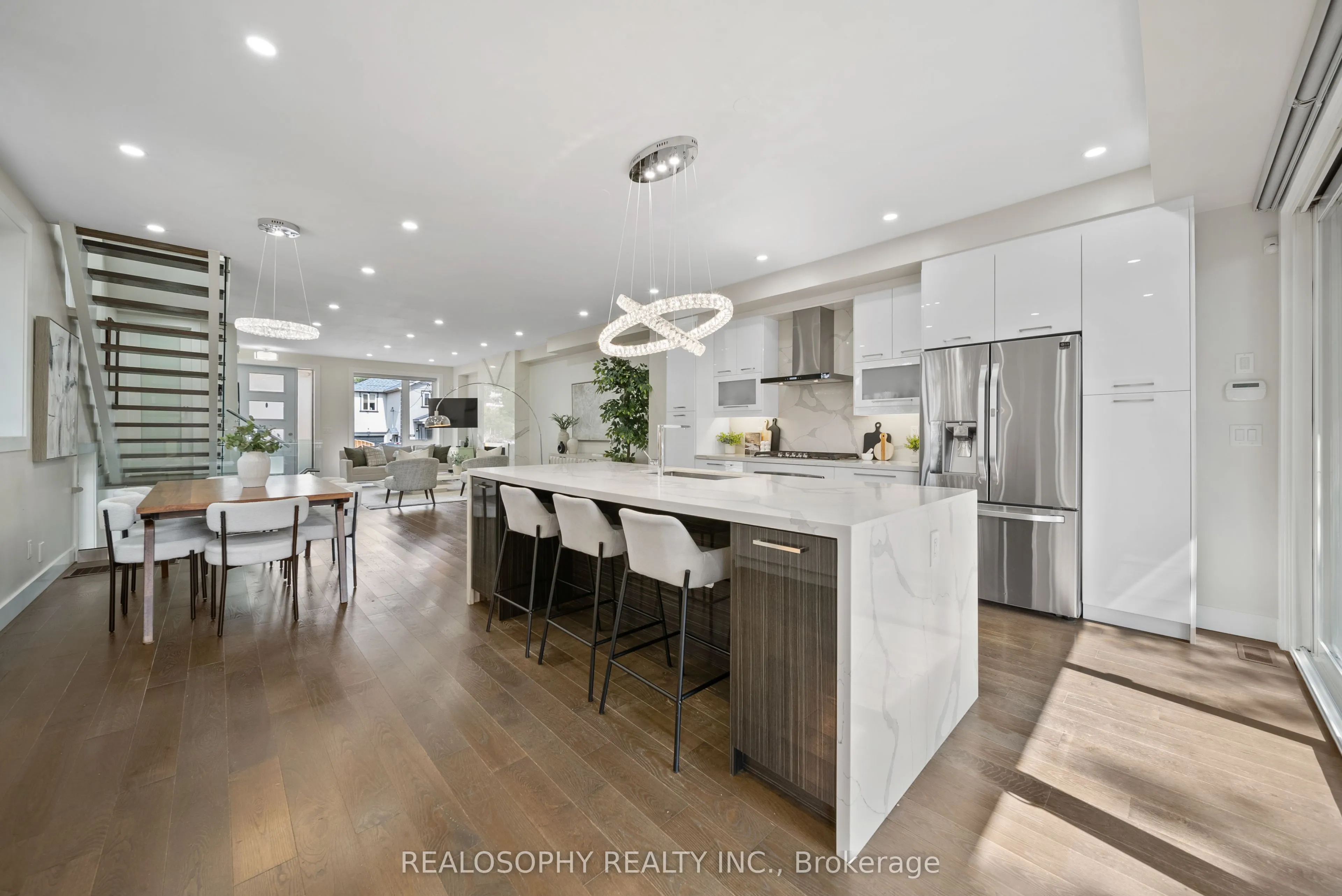 9 Plains Road