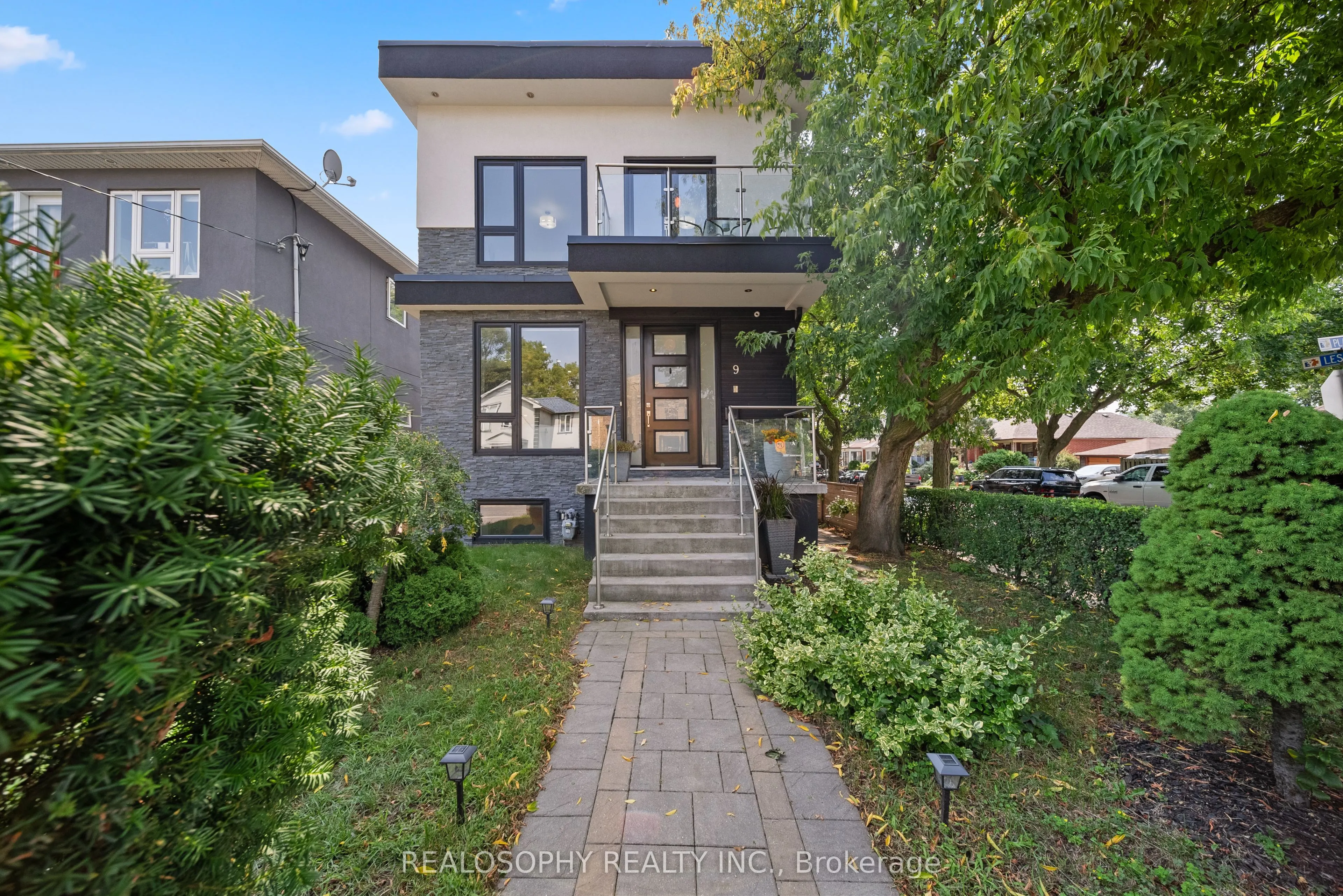 9 Plains Road