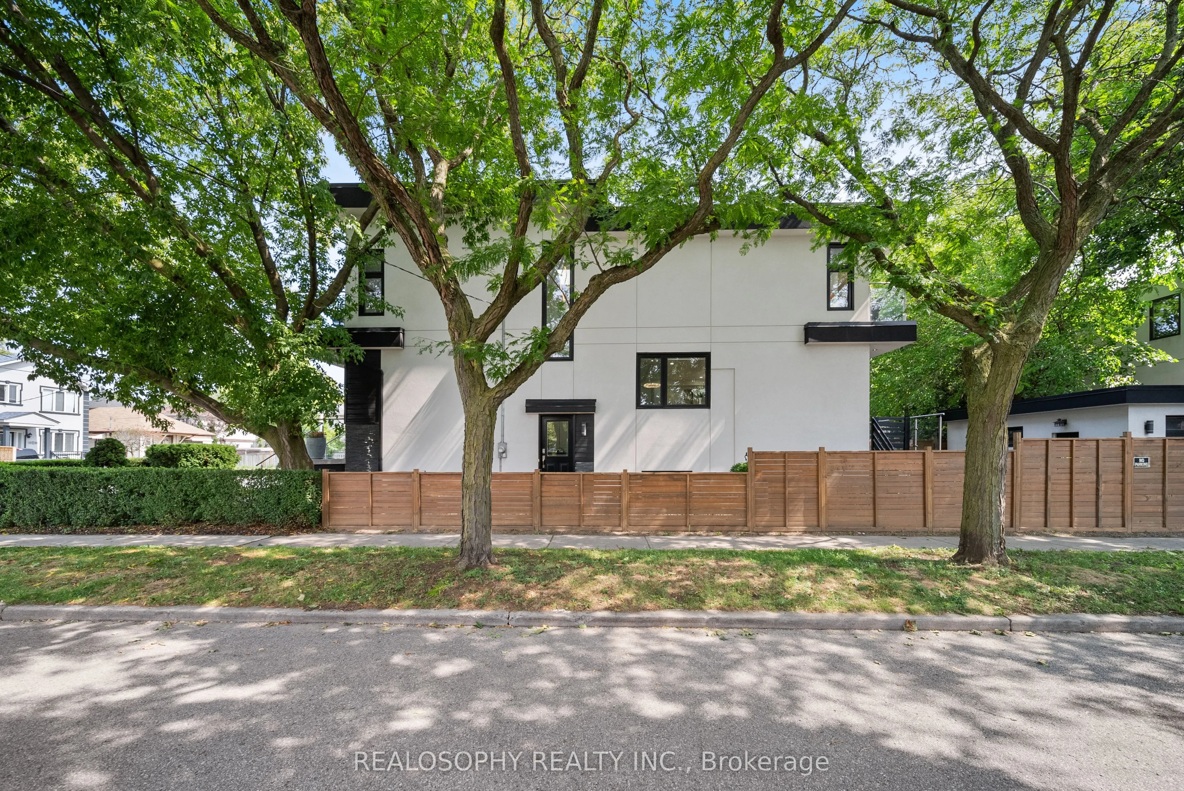 9 Plains Road