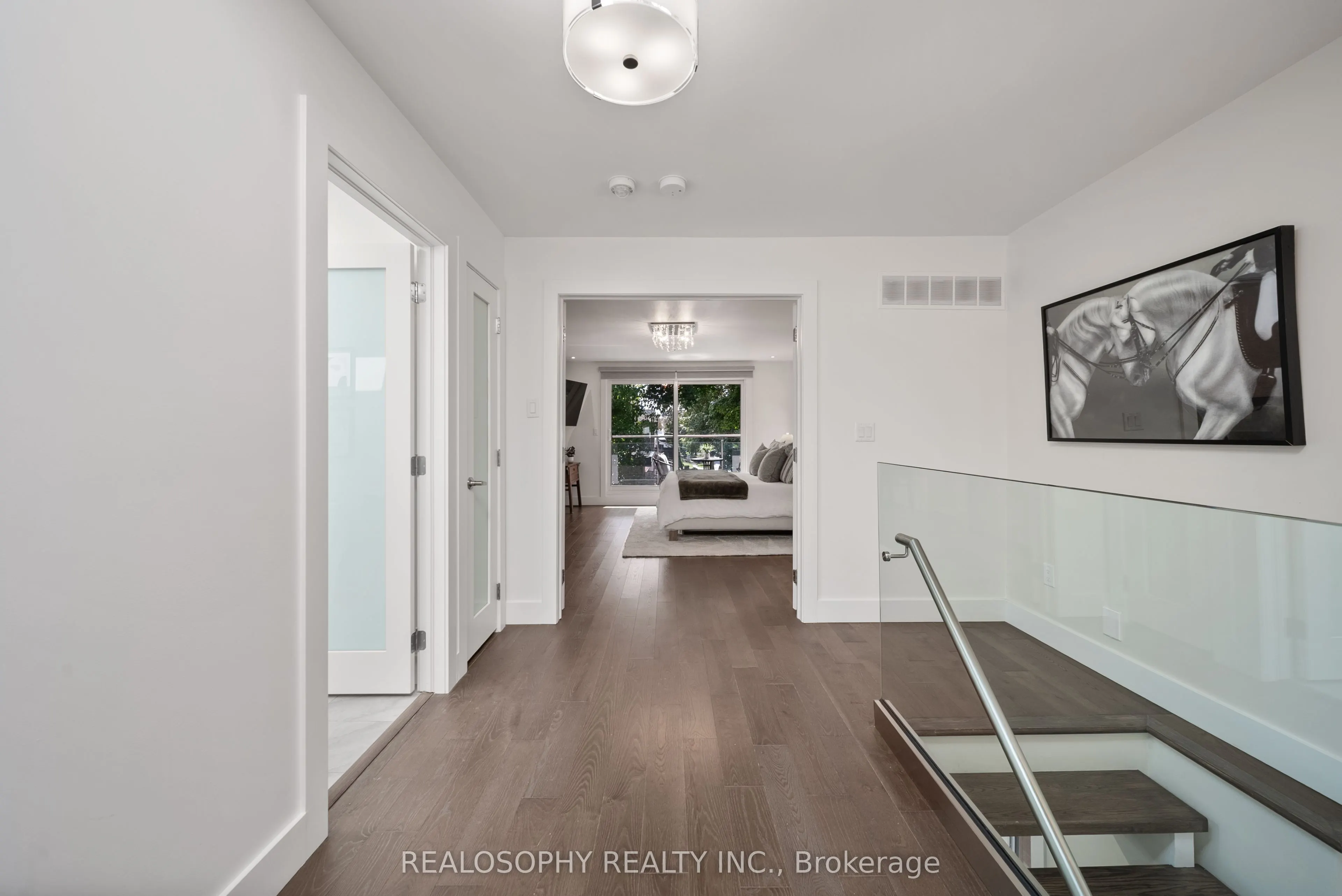 9 Plains Road