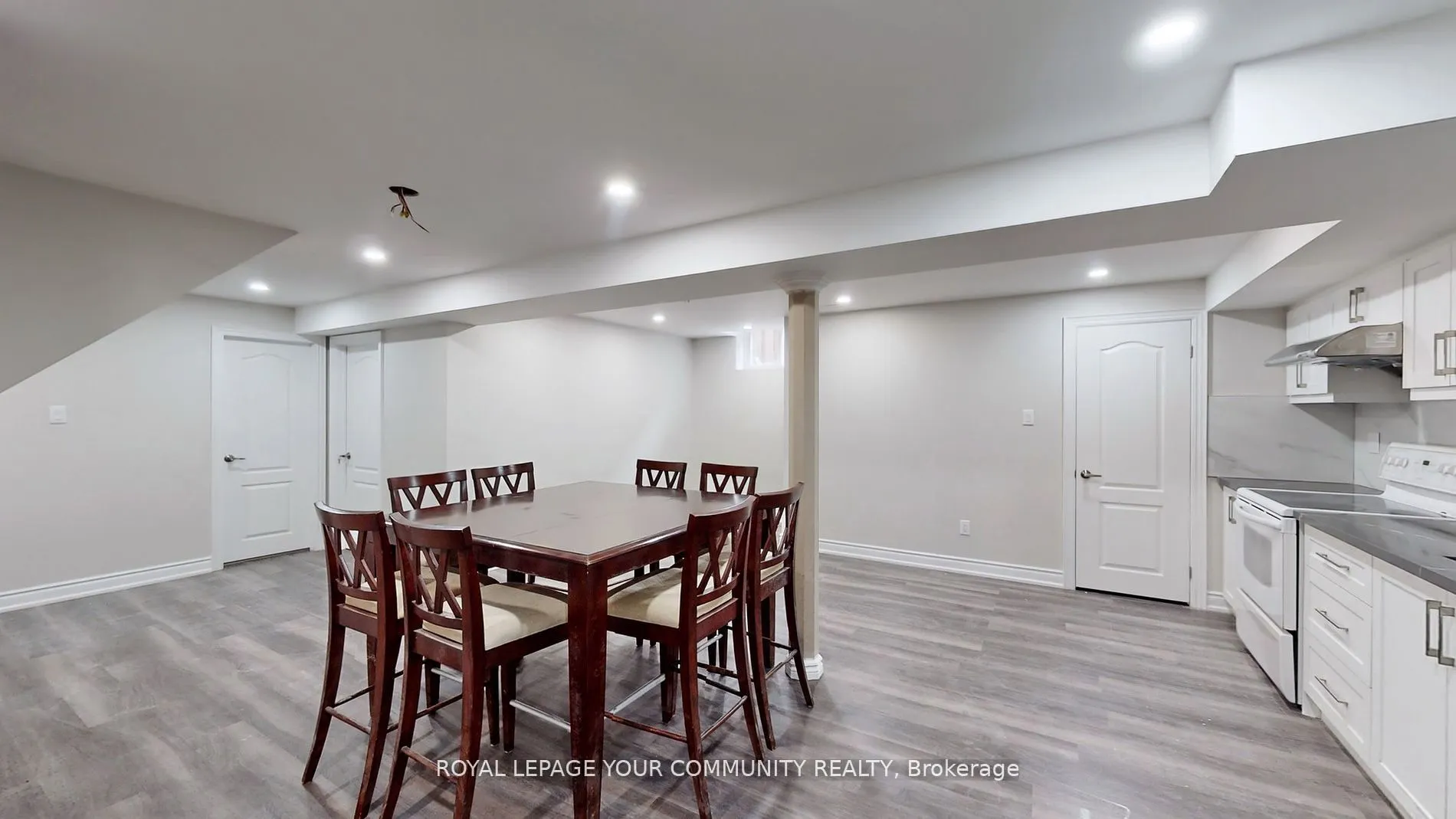 52 Lofthouse Drive