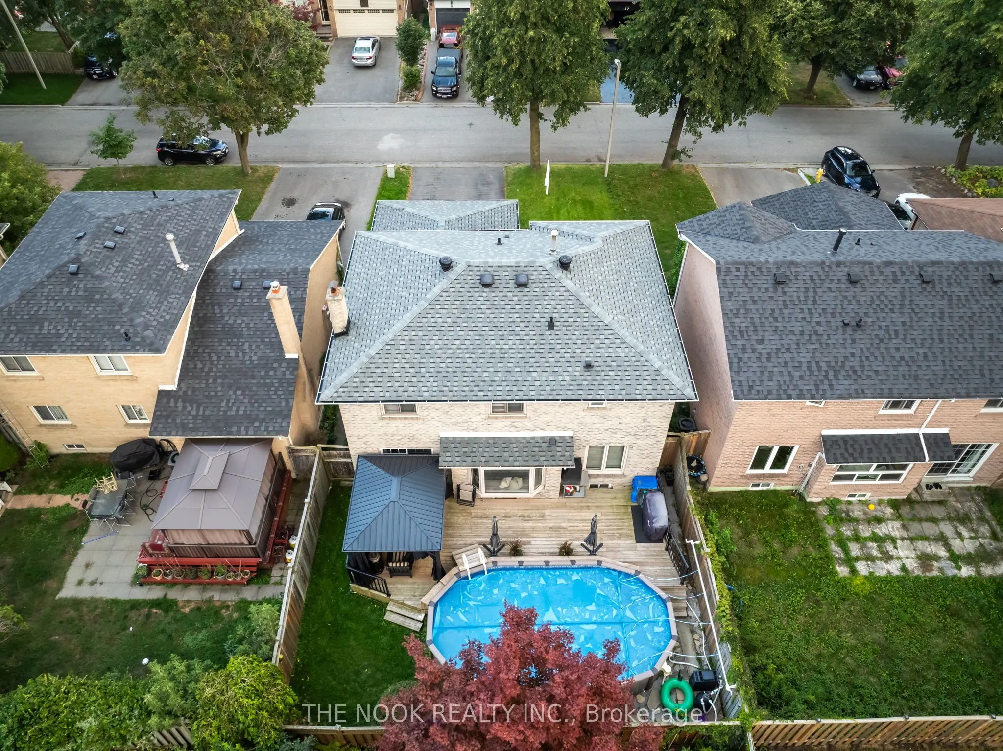 18 Mowat Court