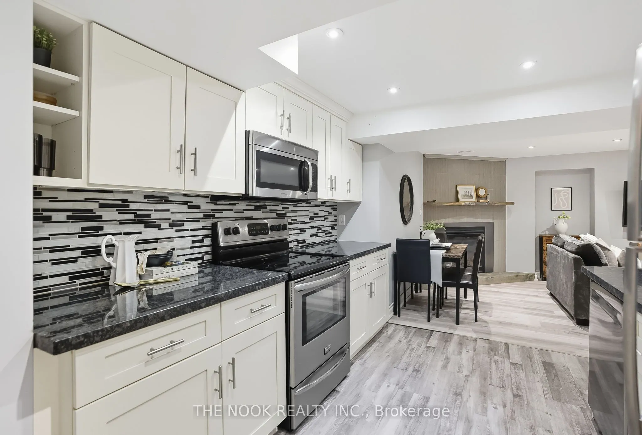 18 Mowat Court