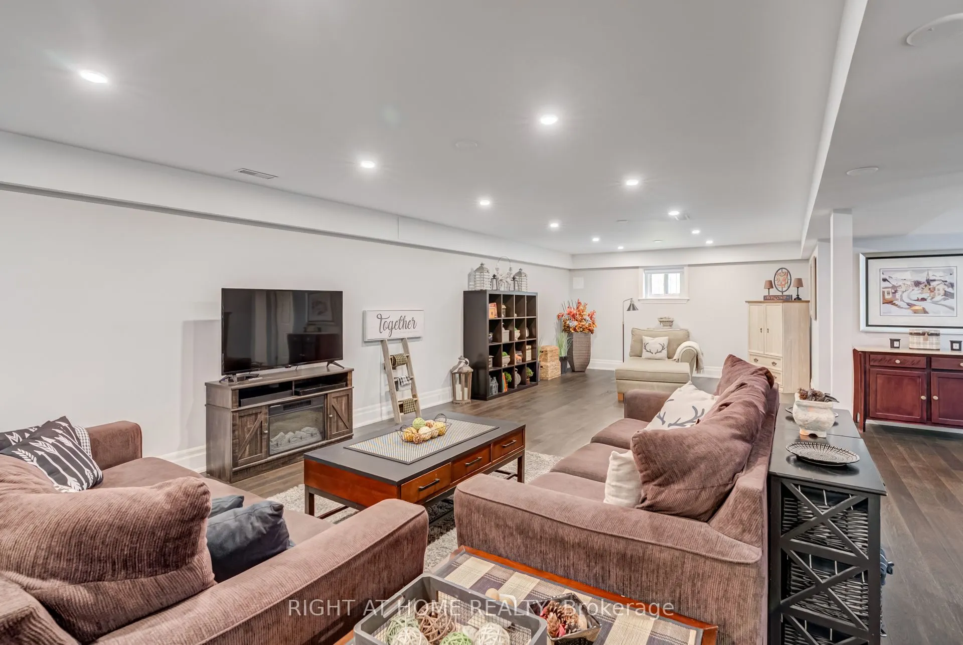 32 Mikelen Drive